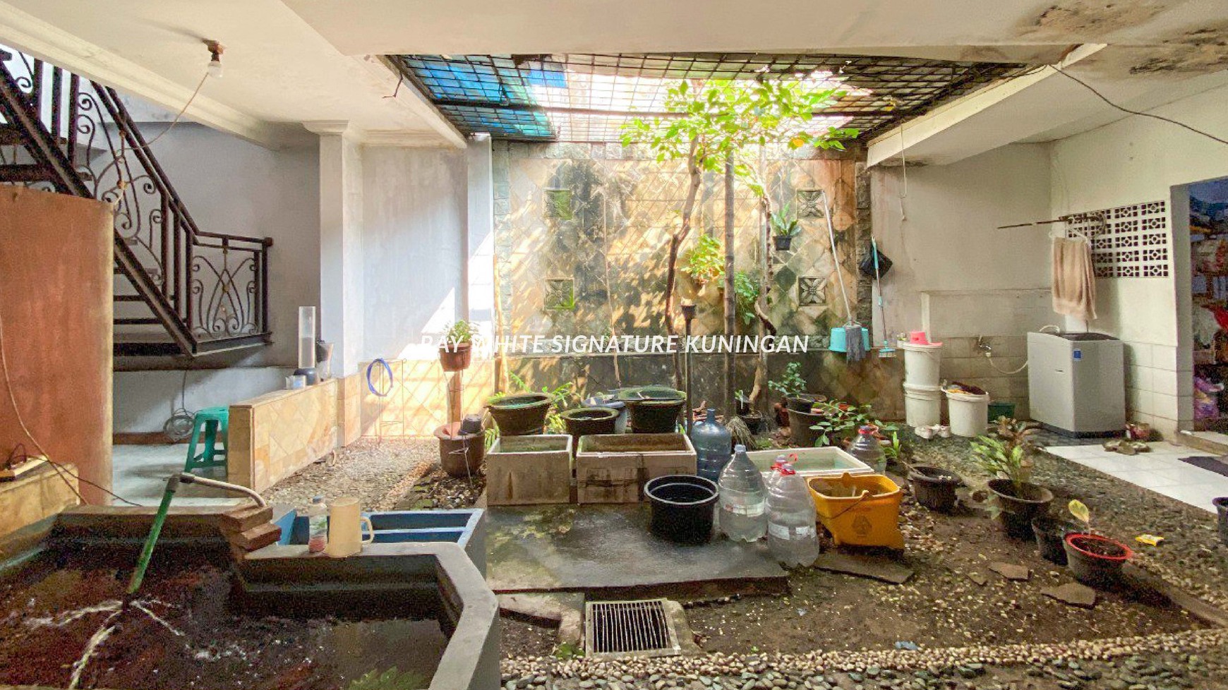 Dijual Rumah 1,5 Lantai di Tebet