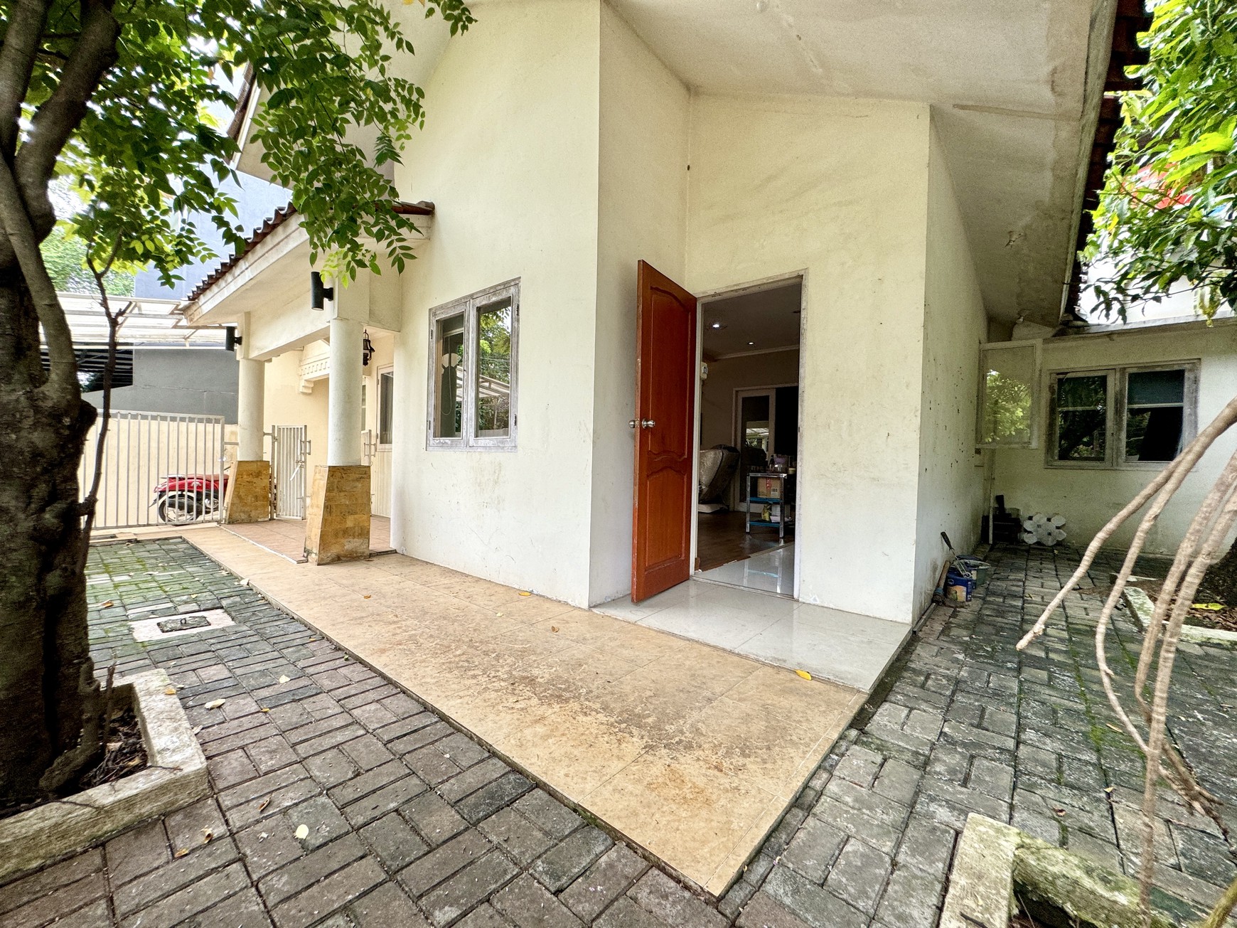 Dijual Rumah di Kucica, Bintaro Sektor 9