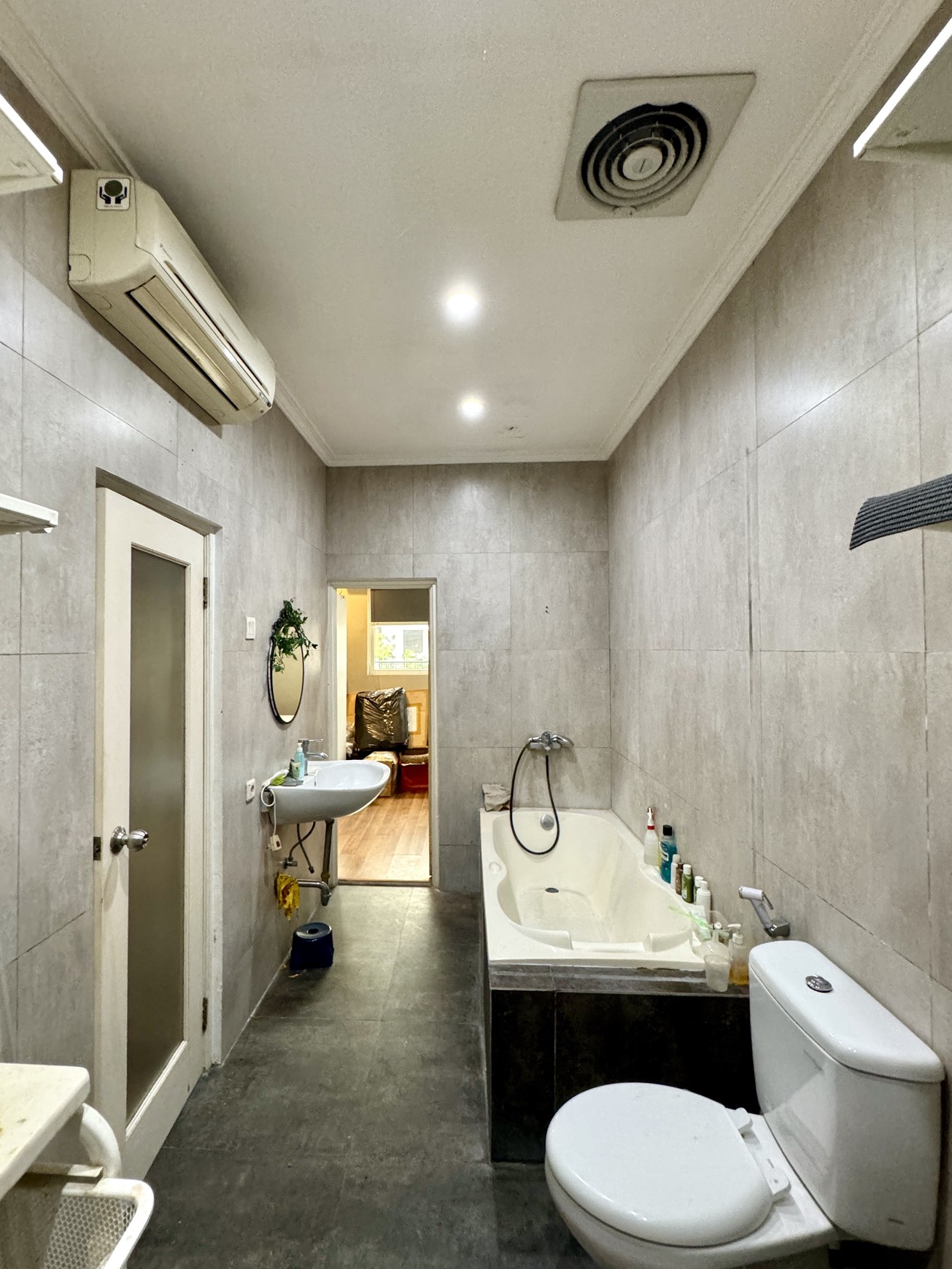 Dijual Rumah di Kucica, Bintaro Sektor 9