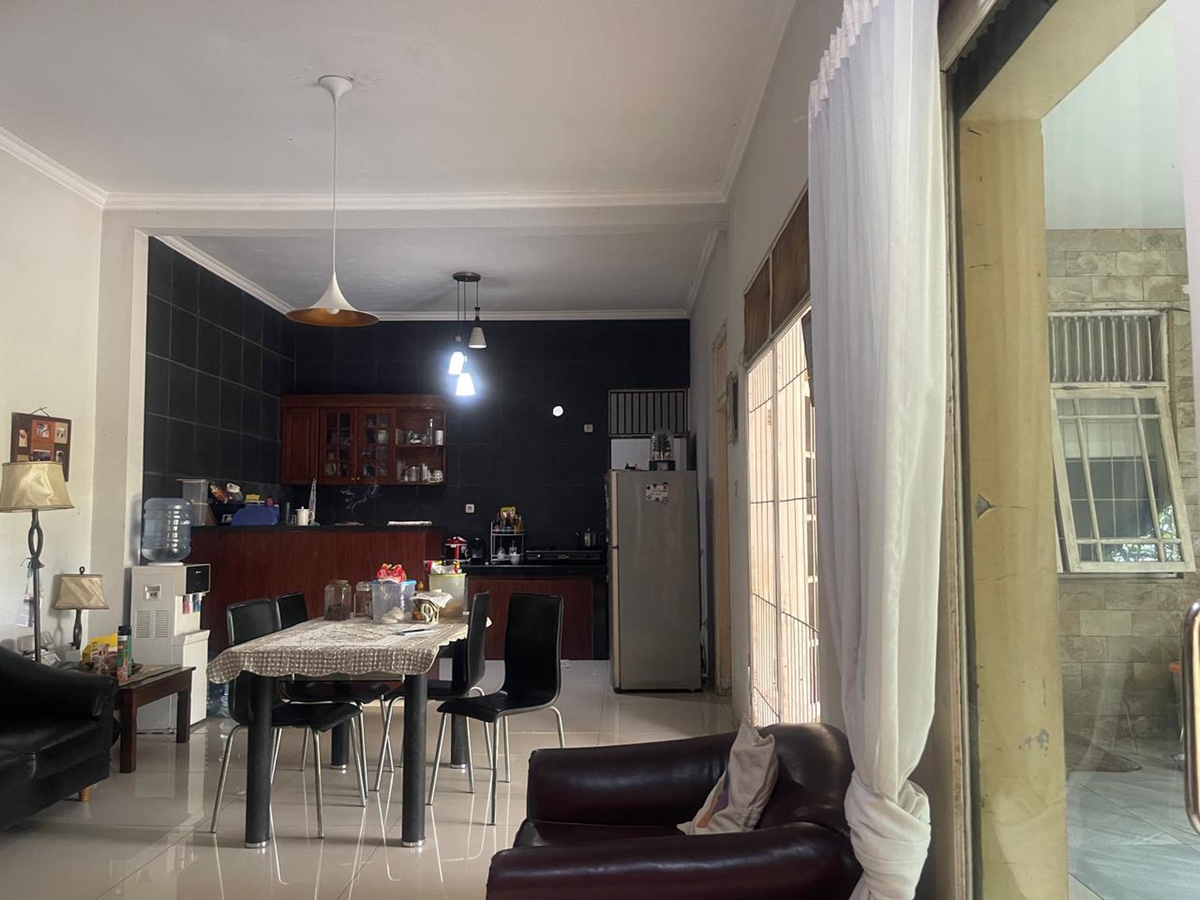 DIJUAL RUMAH Lokasi STRATEGIS 2 LT Didaerah Deplu Bintaro Jakarta Selatan