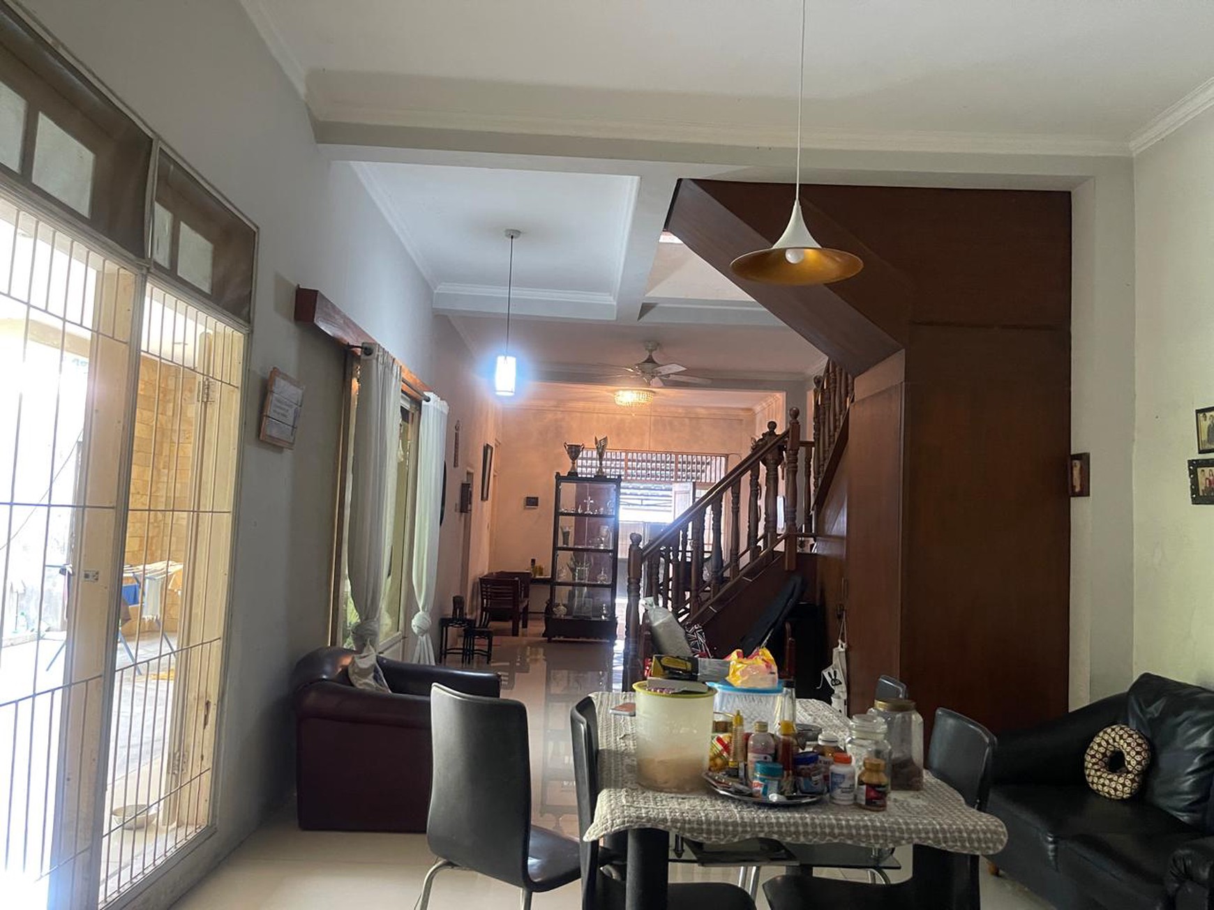 DIJUAL RUMAH Lokasi STRATEGIS 2 LT Didaerah Deplu Bintaro Jakarta Selatan