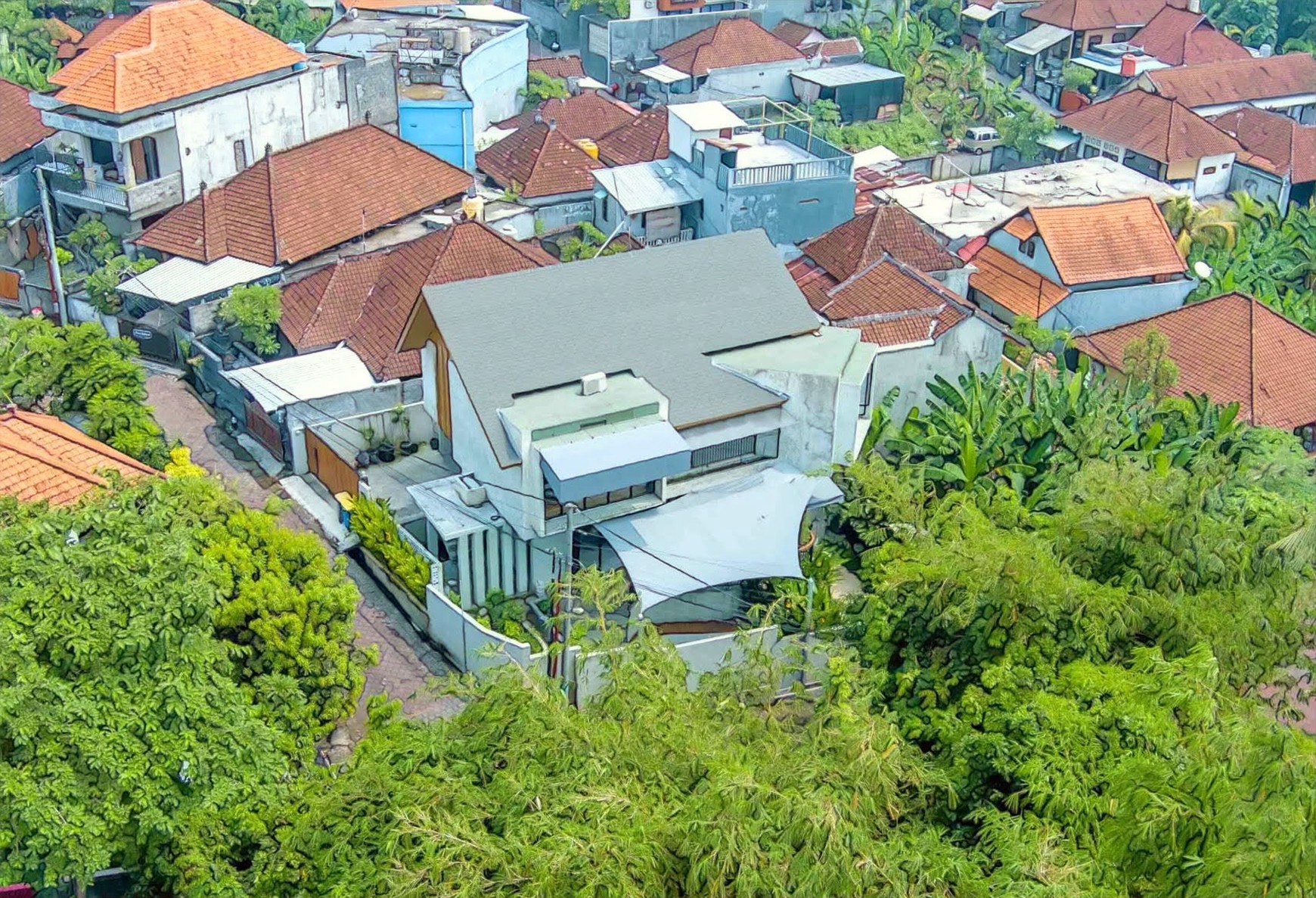 Stunning House Freehold In Padonan Canggu Bali