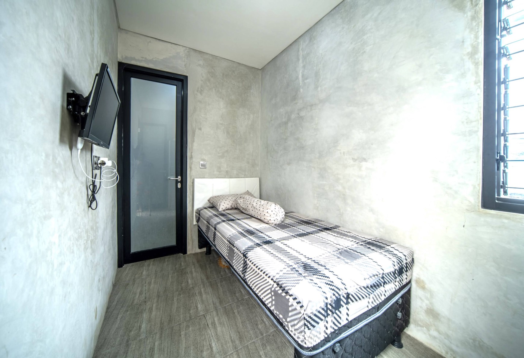 Stunning House Freehold In Padonan Canggu Bali