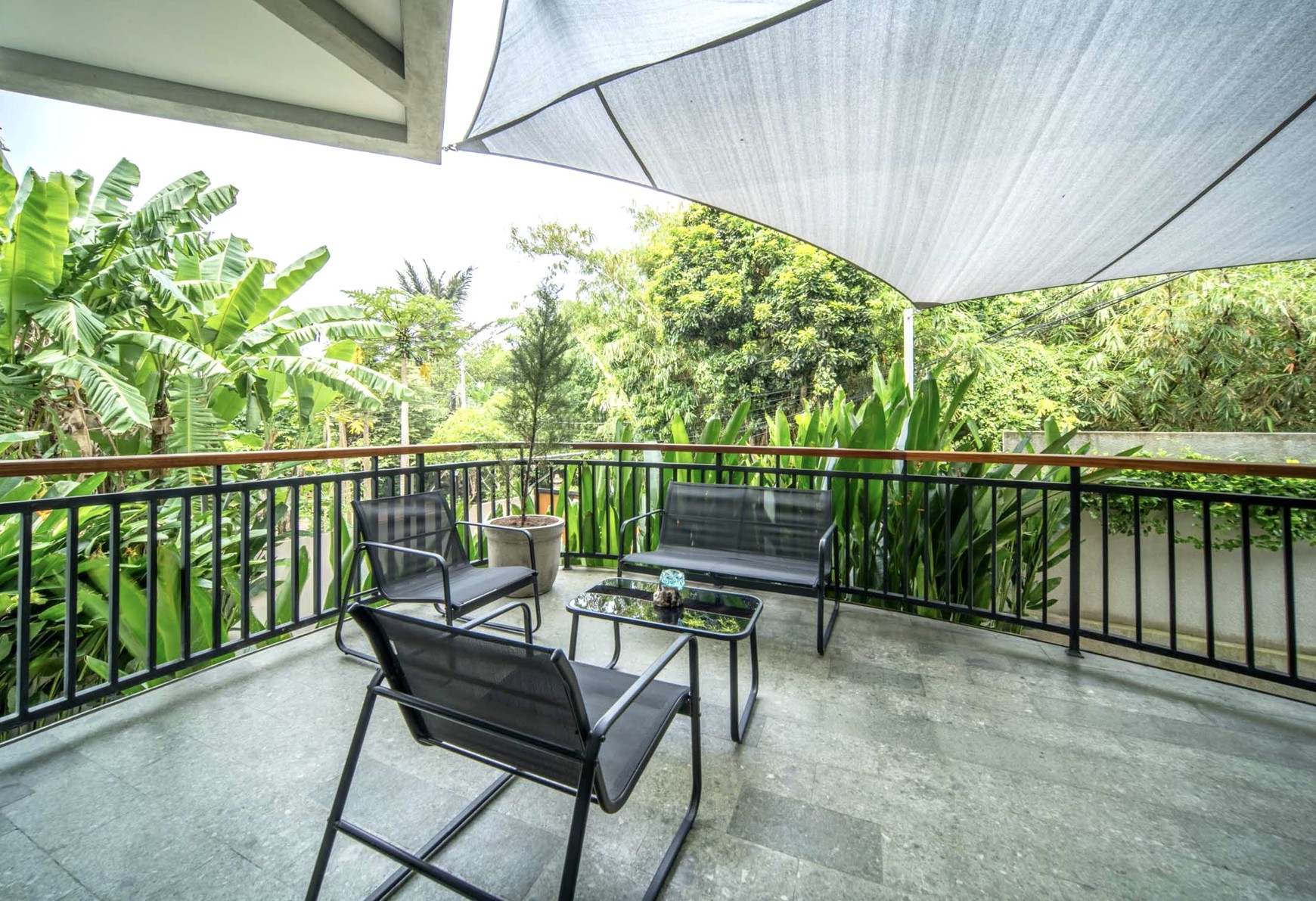 Stunning House Freehold In Padonan Canggu Bali