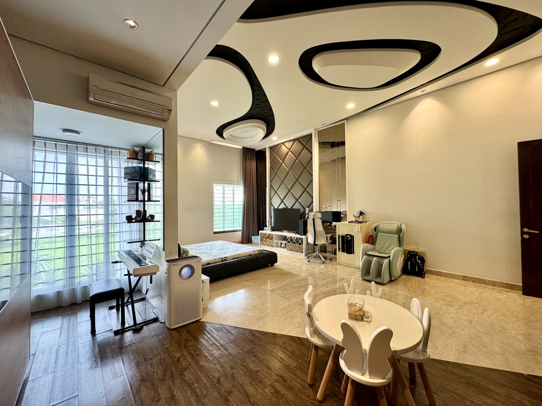 Dijual Rumah Mewah di Pantai Mutiara, Jakarta Utara
