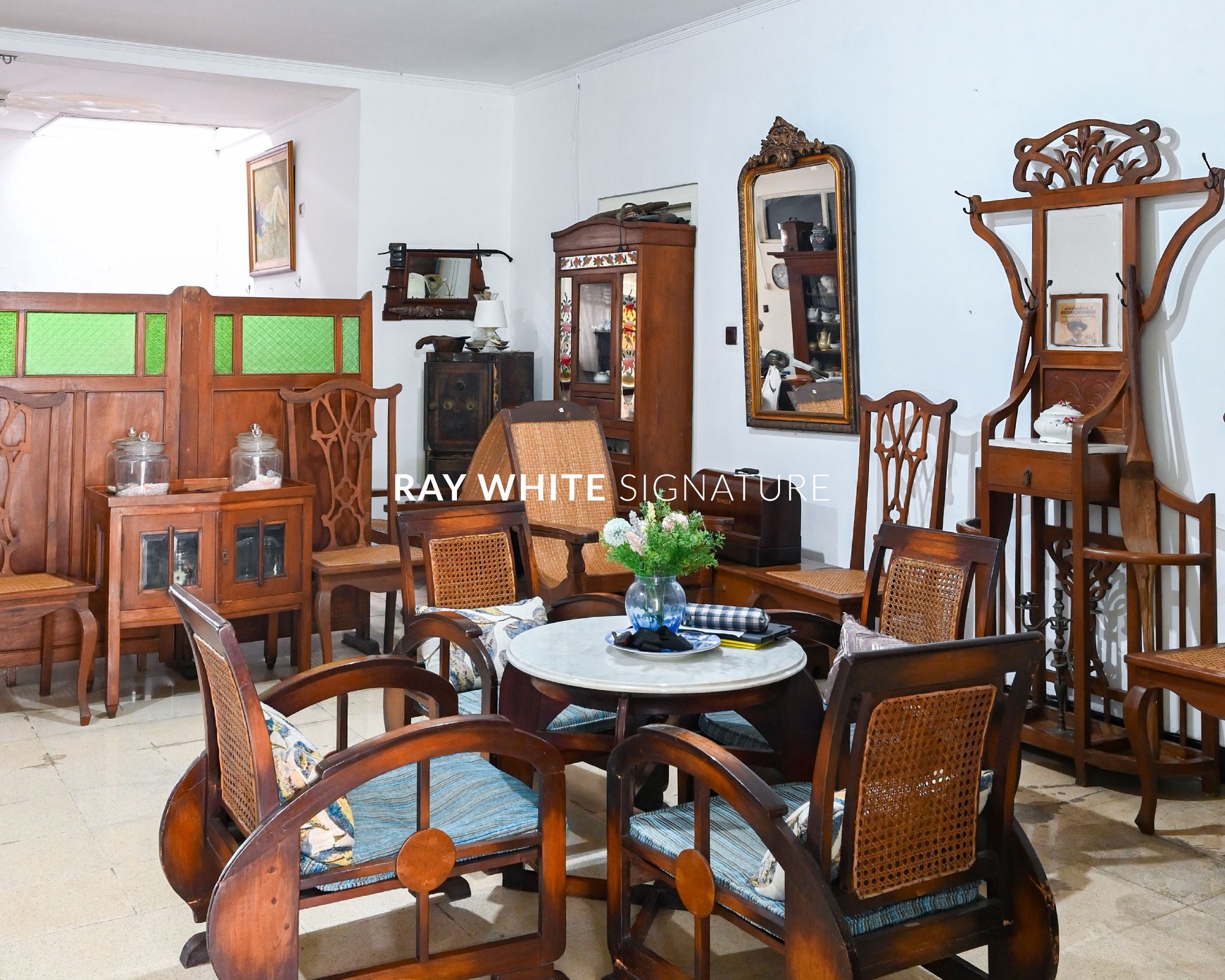 Rumah Lama Terawat di Jl Wijaya VII Lokasi Prime