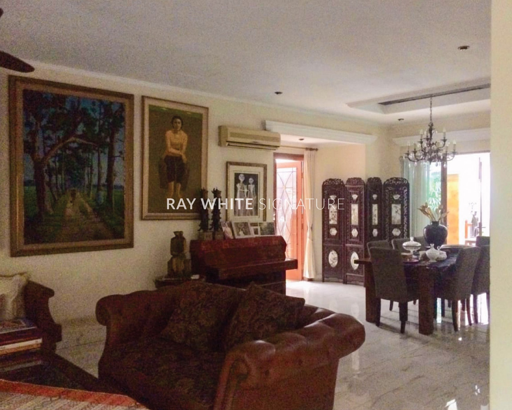 Rumah Tinggal Kawasan Ex Menteri dan Duta Besar di Patra Kuningan