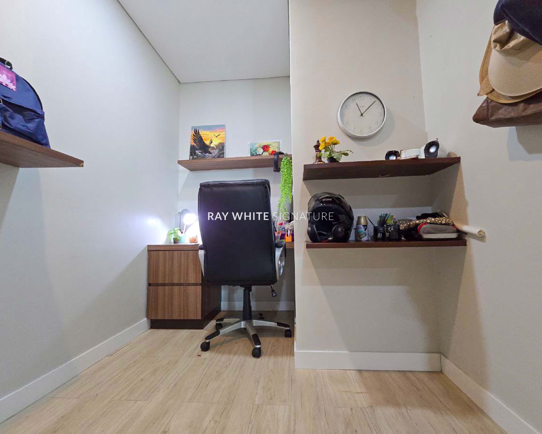 Jual Apartemen Hamptons Park 2 Br Full Furnished 