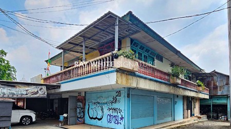 Dijual Tanah dan Bangunan Cocok Untuk Usaha di Kebayoran Lama
