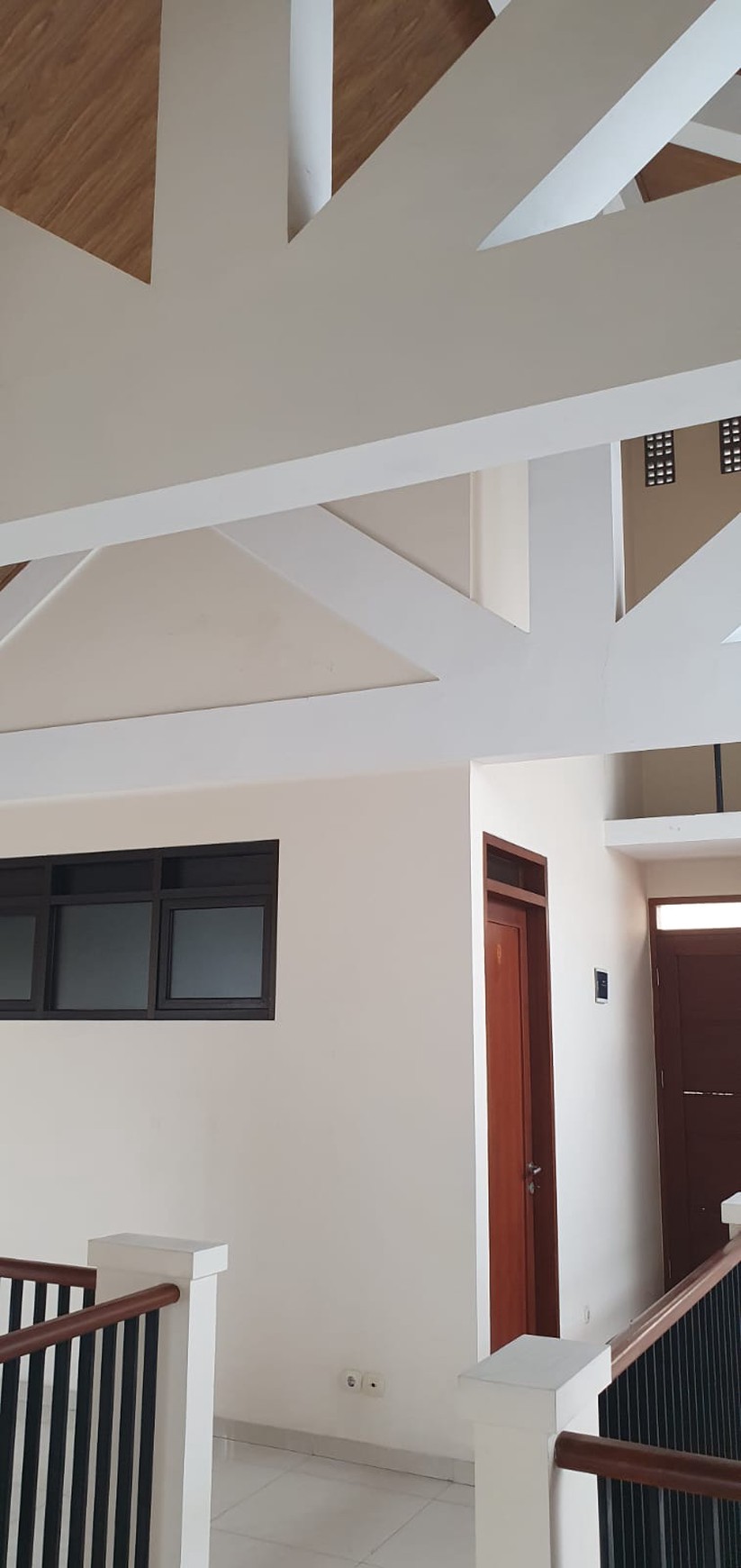 Rumah Bagus Siap Huni dan Posisi Hook @Mertilang, Bintaro.