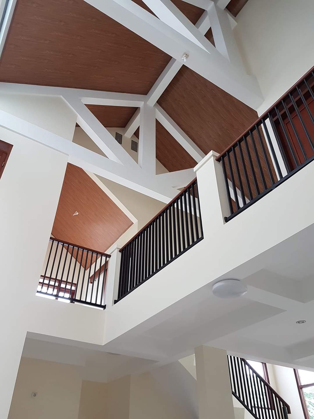 Rumah Bagus Siap Huni dan Posisi Hook @Mertilang, Bintaro.