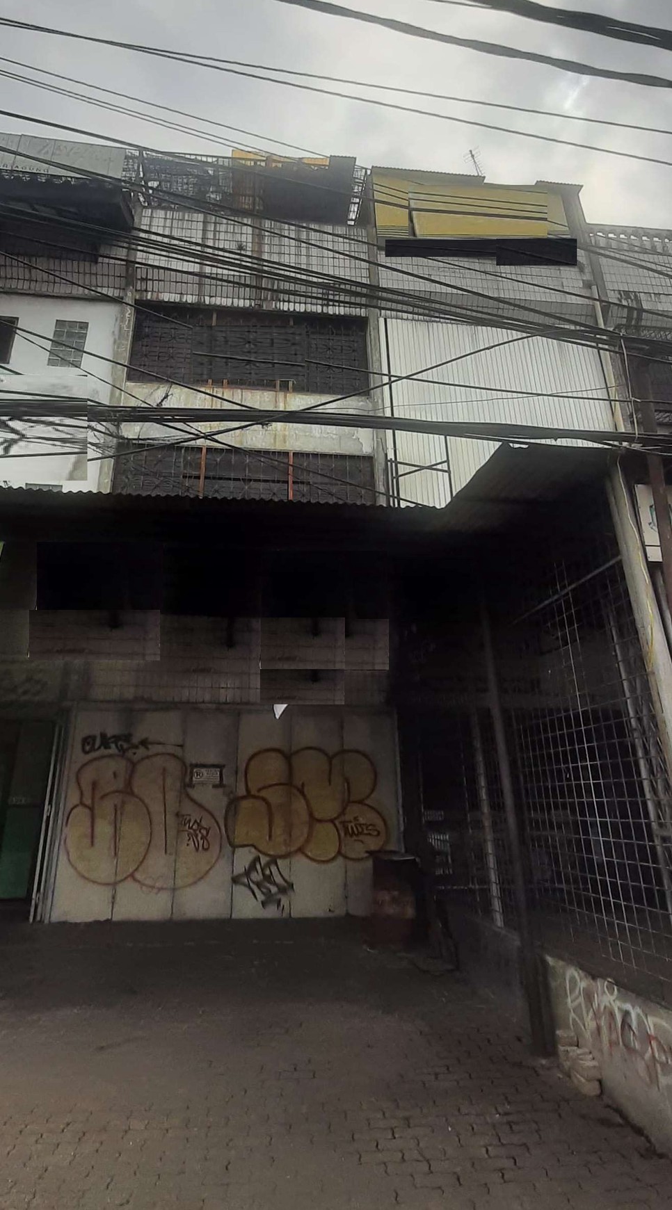 Ruko 3,5 Lantai Diarea Strategis Ciputat,  Jalur Propinsi Akses Toll