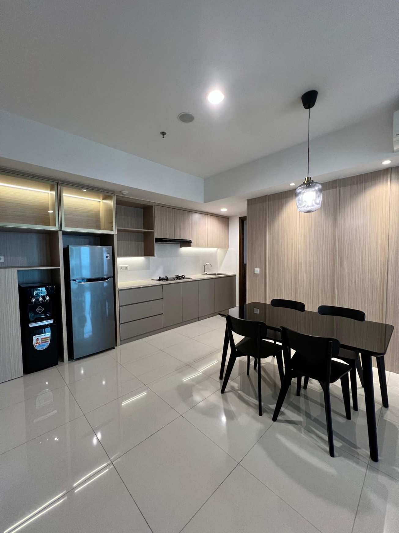 Apartemen The Kensington Twr Clifford, Kelapa Gading Luas 79m2