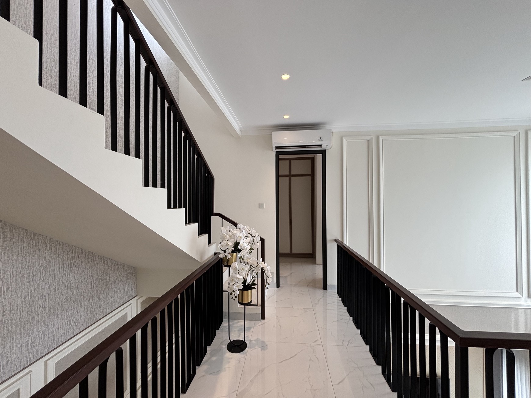 Brunnera CBD Citra Gran Rumah 2 Lantai di Cibubur