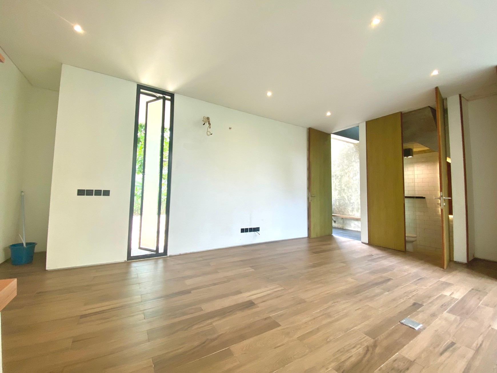 Rumah cantik, siap huni dalam perumahan di bintaro