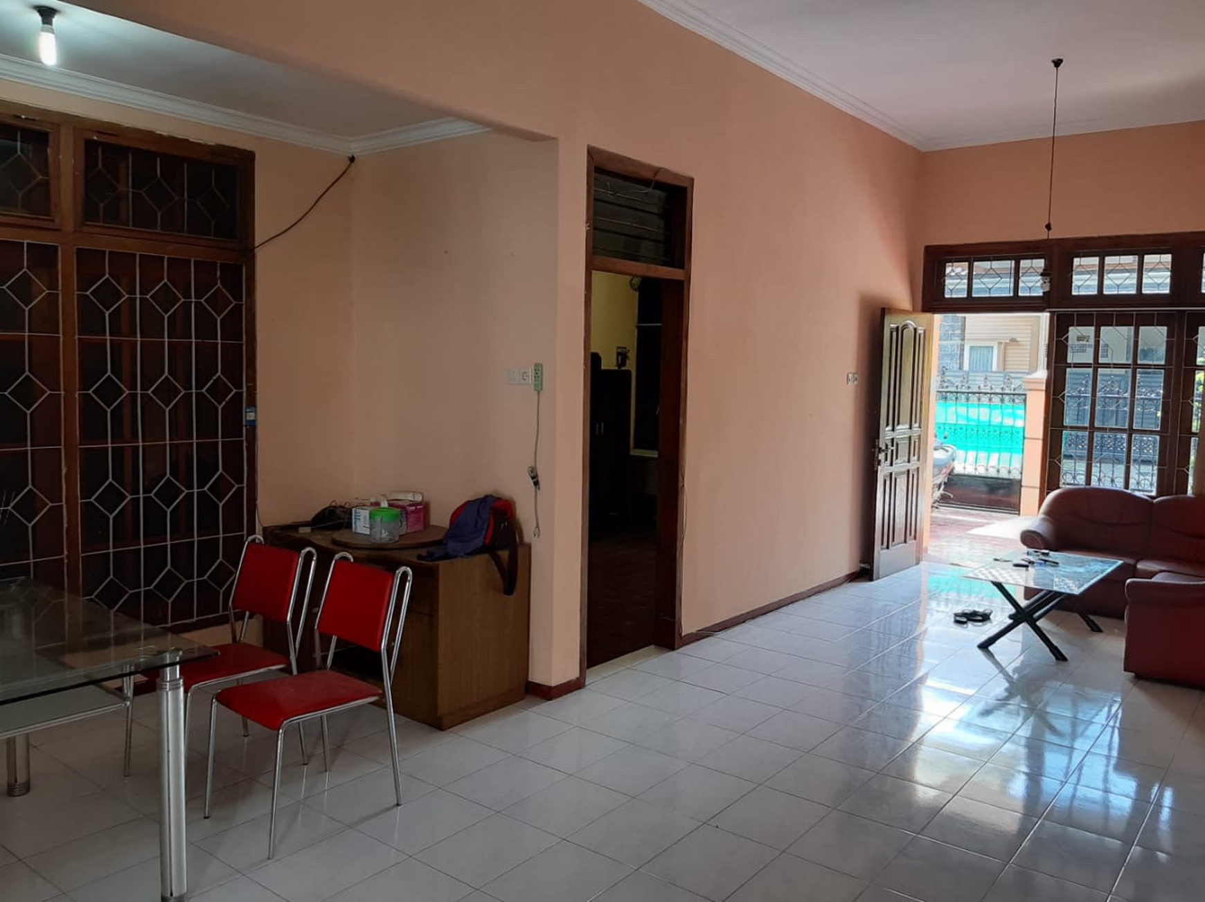 Rumah Ketintang Permai dijual cepat