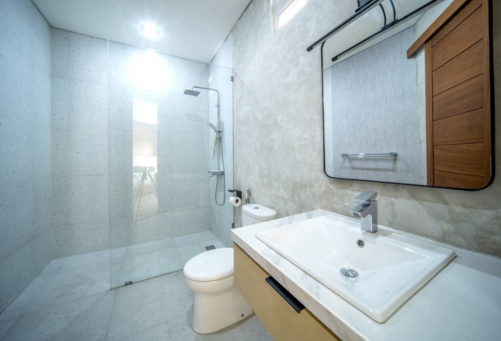 Stunning House Freehold In Padonan Canggu Bali