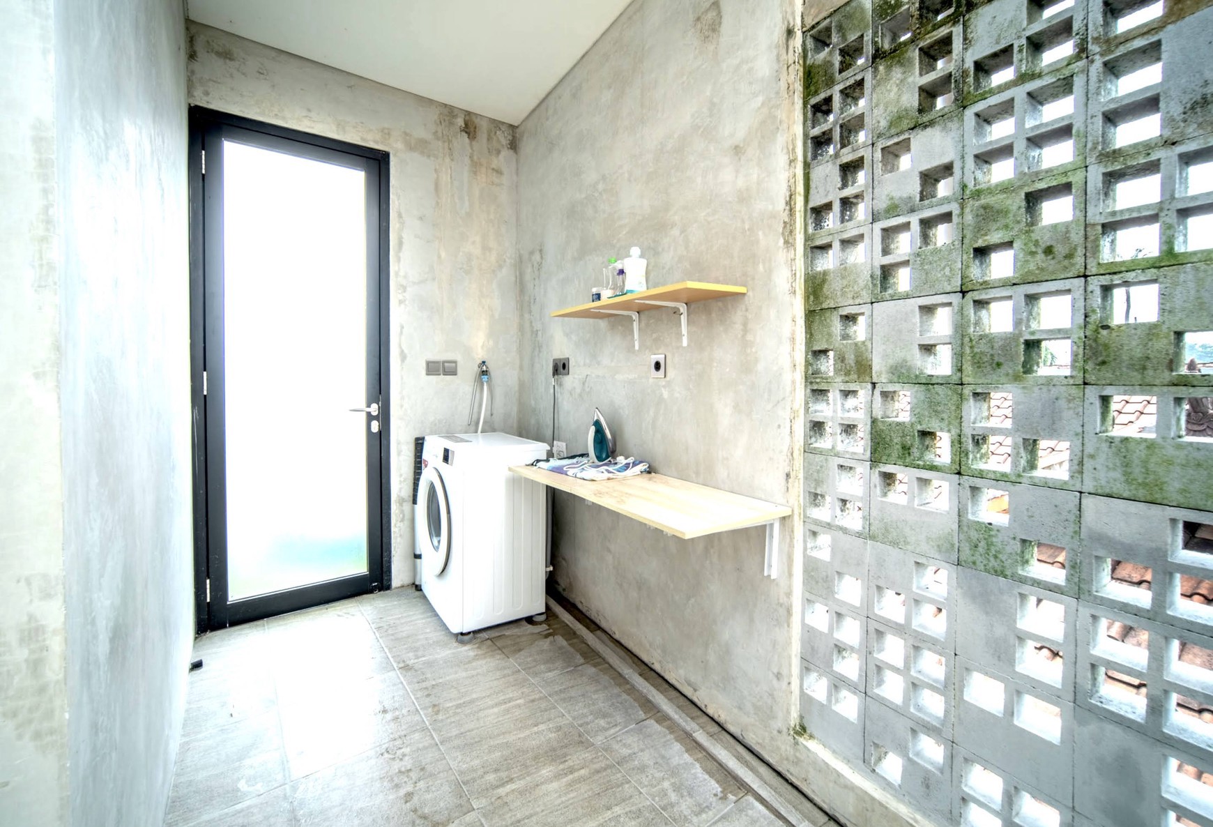 Stunning House Freehold In Padonan Canggu Bali