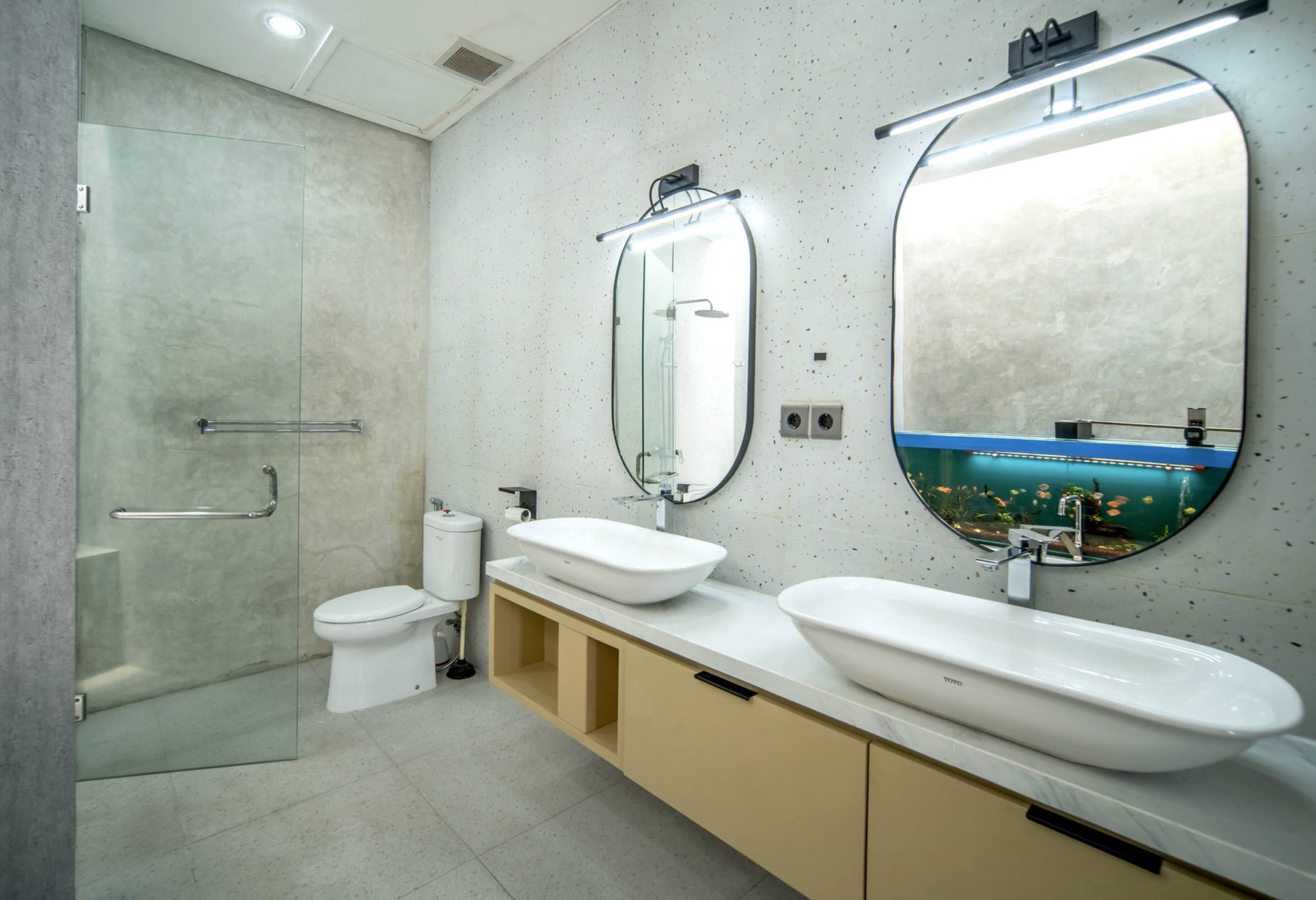 Stunning House Freehold In Padonan Canggu Bali