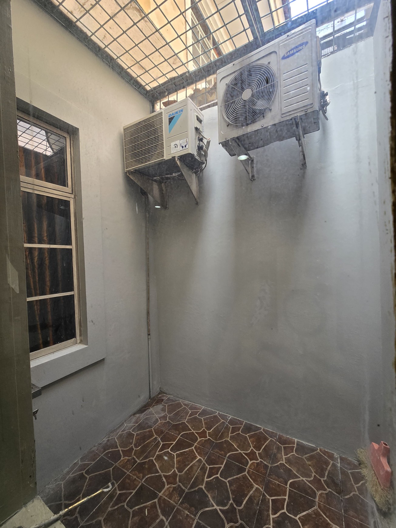 Disewakan Townhouse di Taman ayu - Lippo karawaci Tangerang