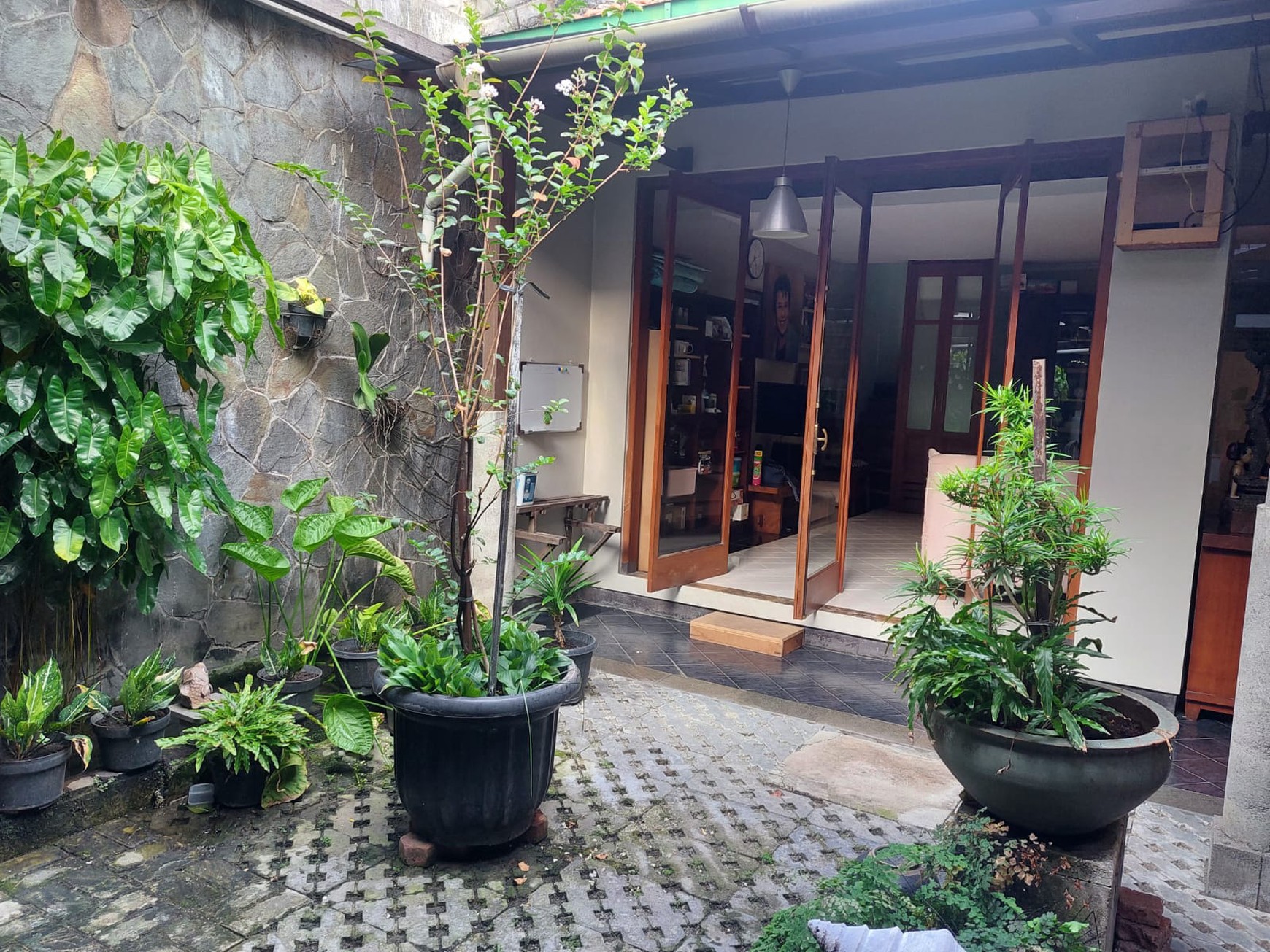 Rumah startegis Jarang Ada Dijual pusat Jak Sel, Semanggi, Gatsu