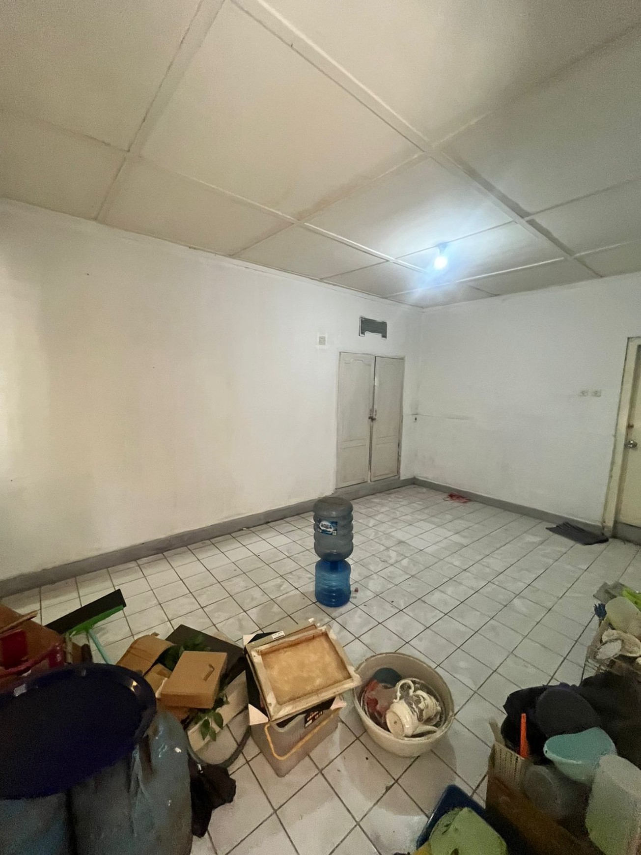 DIJUAL RUMAH HITUNG TANAH Lokasi STRATEGIS DEKAT SCBD