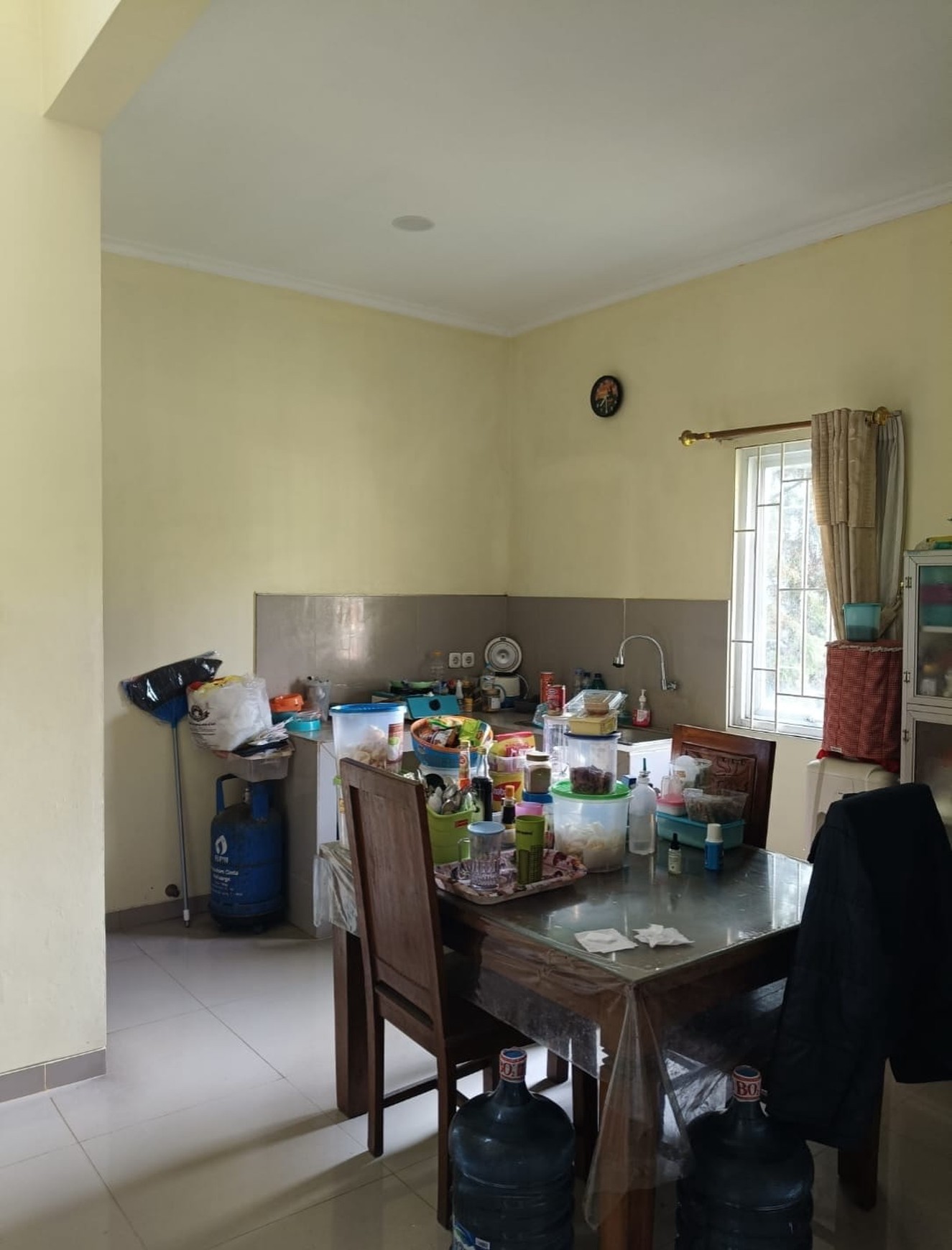 Rumah 2 Lantai Siap Huni di Champaca Residence, Rengas, Ciputat Timur, Tangerang Selatan