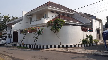 Dijual Rumah Modern Minimalis Darmo Indah Timur