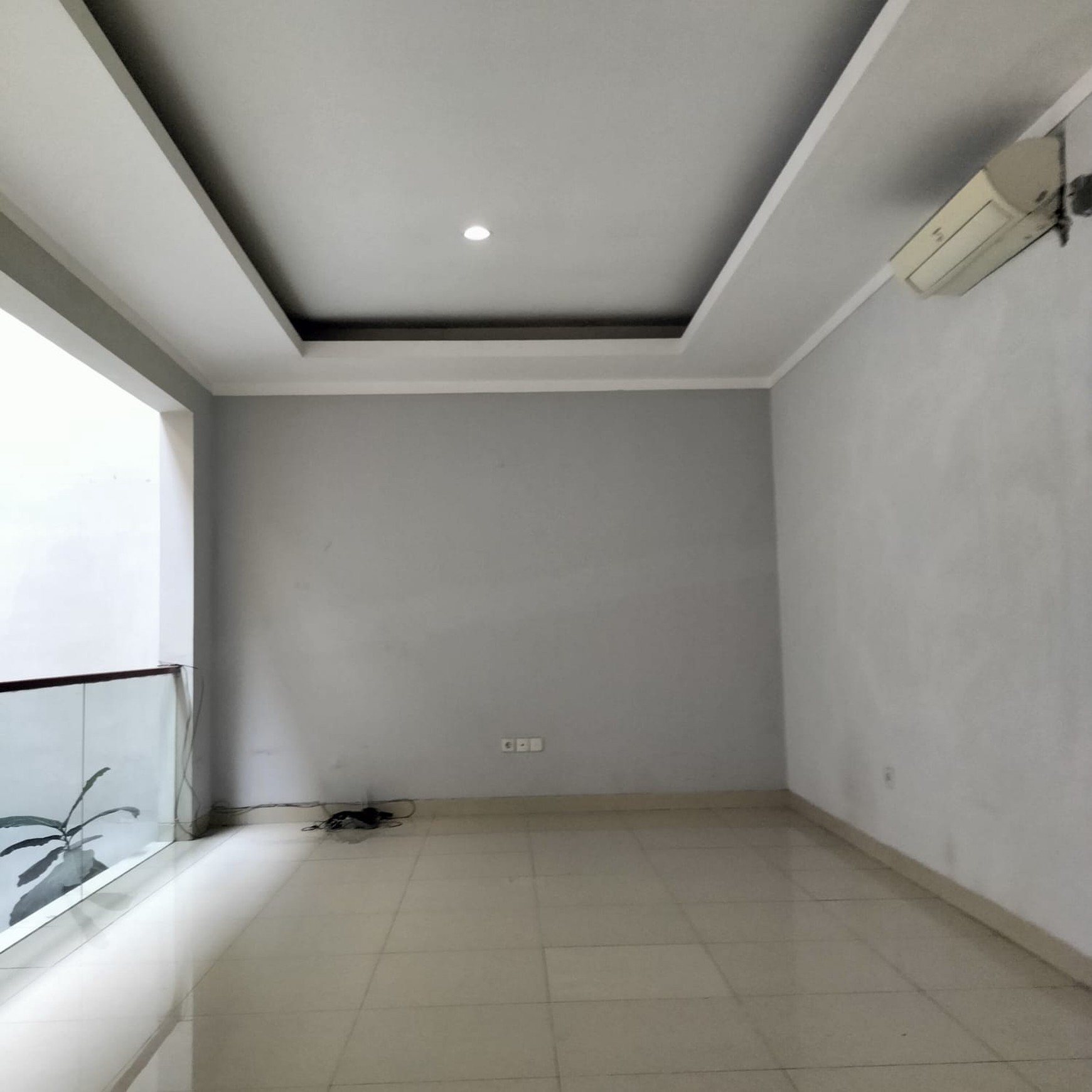 Disewakan Rumah 2½ Lantai Siap Huni dan Lokasi Strategis @Bintaro -Sektor 7