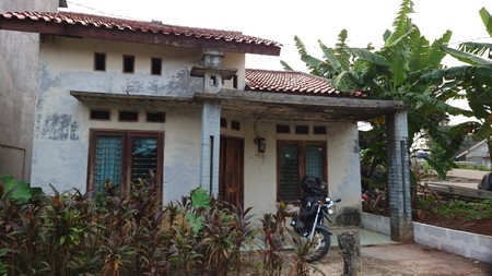 Turun Harga. Hitung Tanah Saja. Dijual Rumah di Swadaya Parigi Pondok Aren Tangerang Selatan.