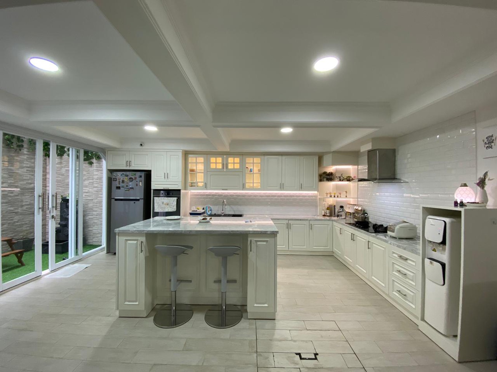 Rumah Bukit Gading Mediterania, Valencia, Kelapa Gading Luas 8x20m2