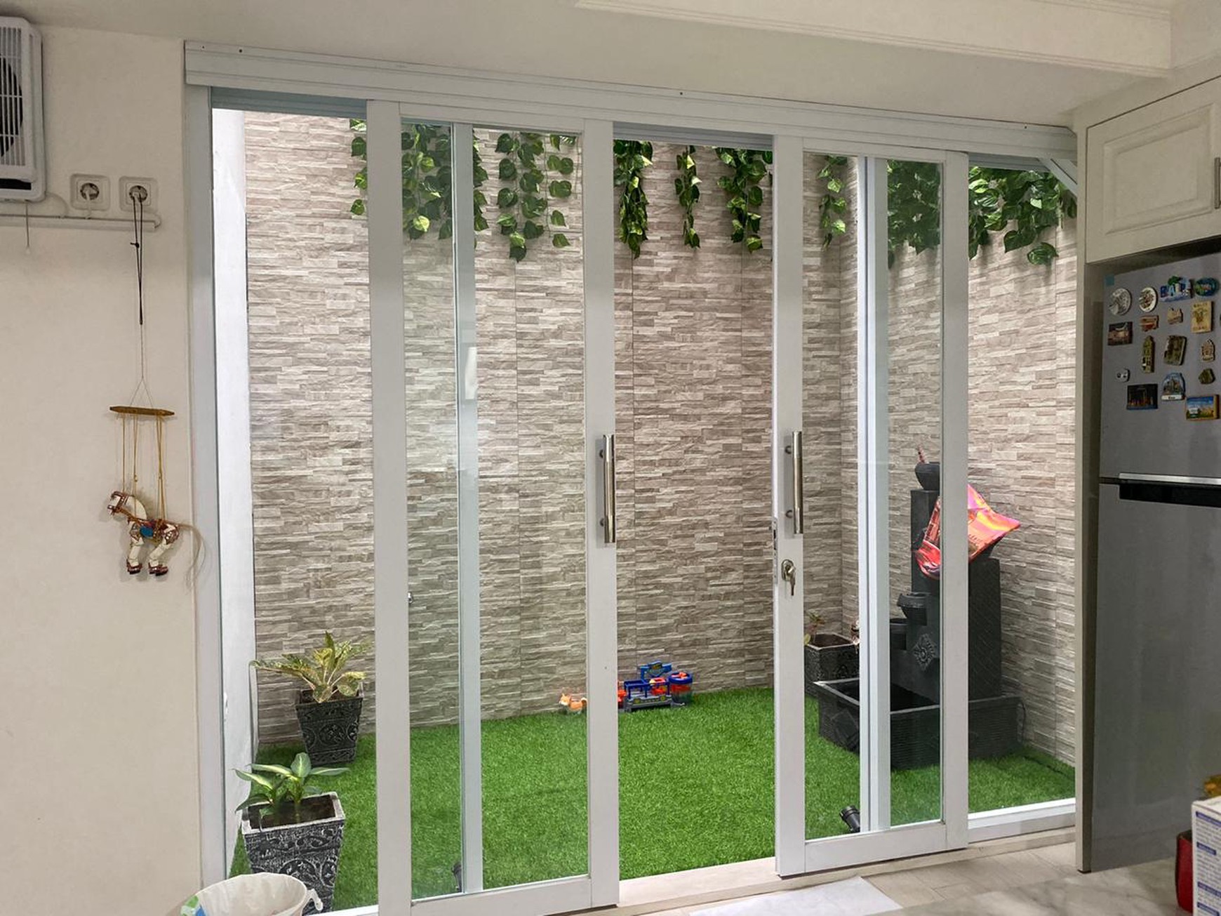 Rumah Bukit Gading Mediterania, Valencia, Kelapa Gading Luas 8x20m2