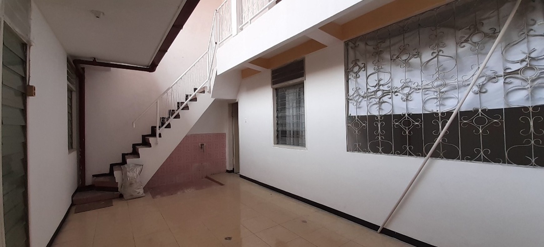 Disewakan Rumah Siap Huni Darmo Indah Selatan