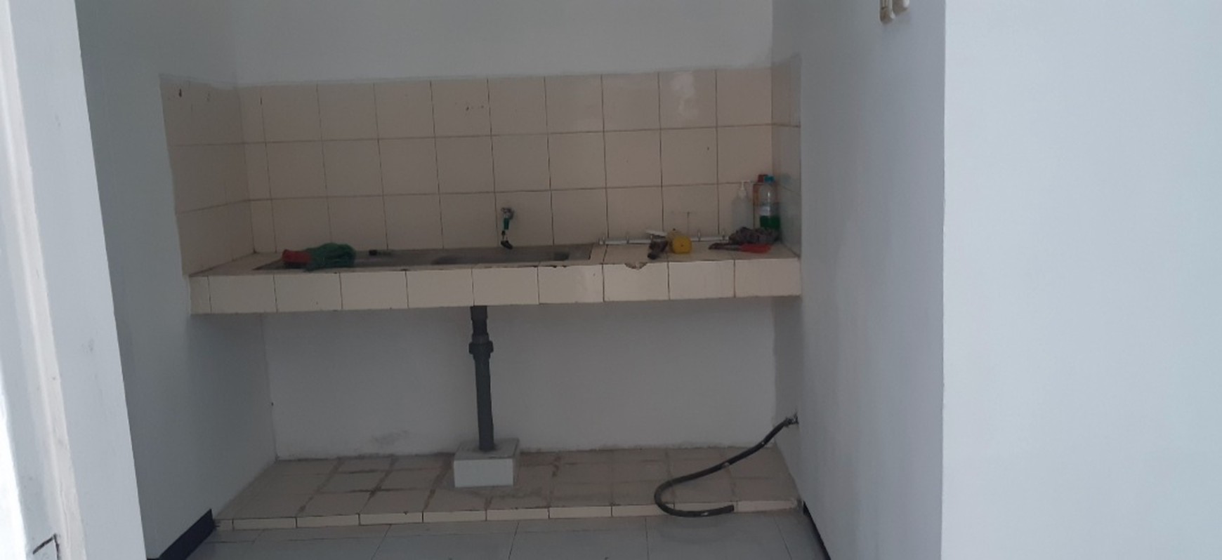 Disewakan Rumah Siap Huni Darmo Indah Selatan