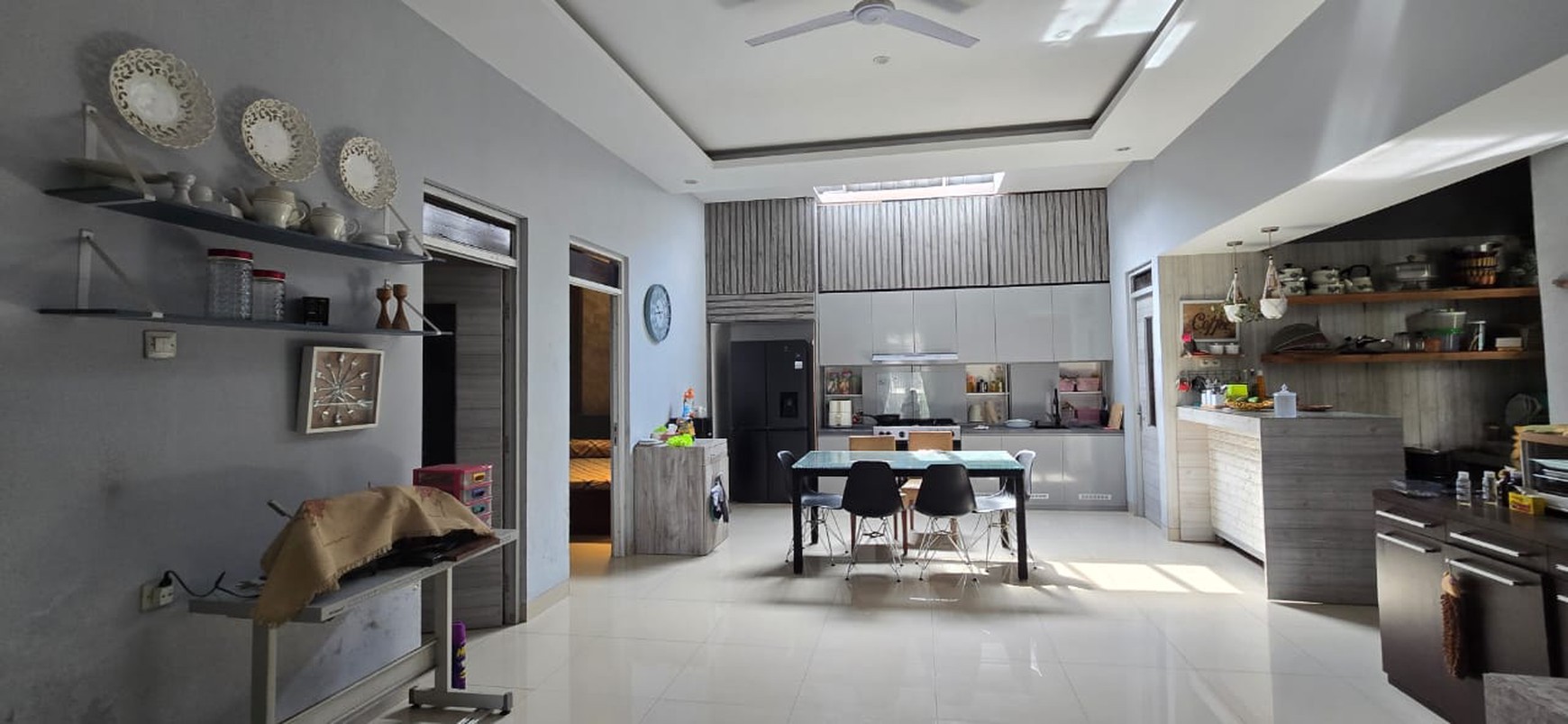 Rumah Usaha Minimalis di Bandung Kota, Sayap Buah Batu