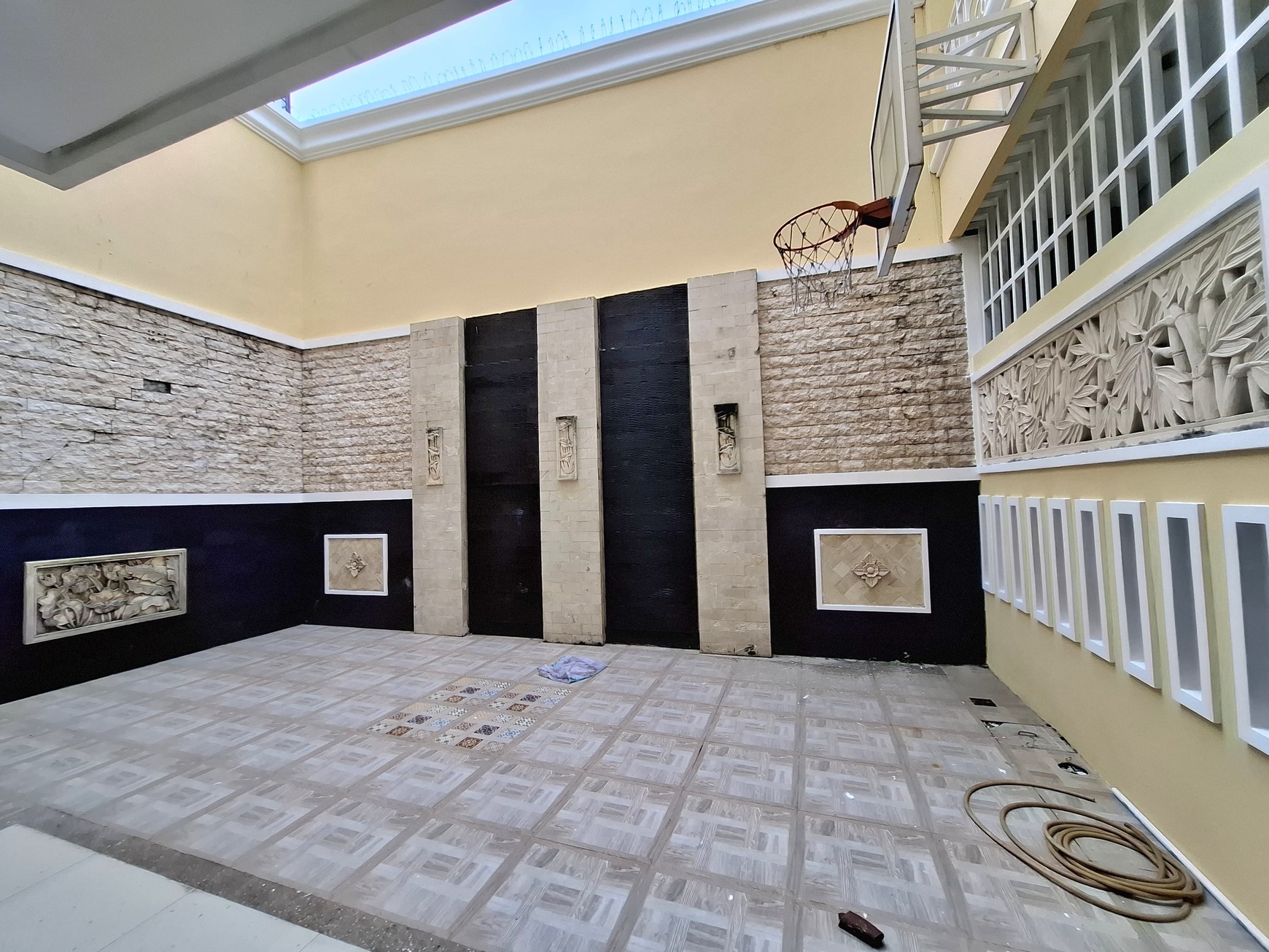 Rumah Royal Gading Mansion, Kelapa Gading