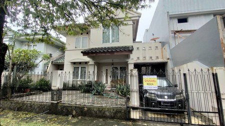 Best Price. Rumah 2 lantai di Puspita Loka, BSD