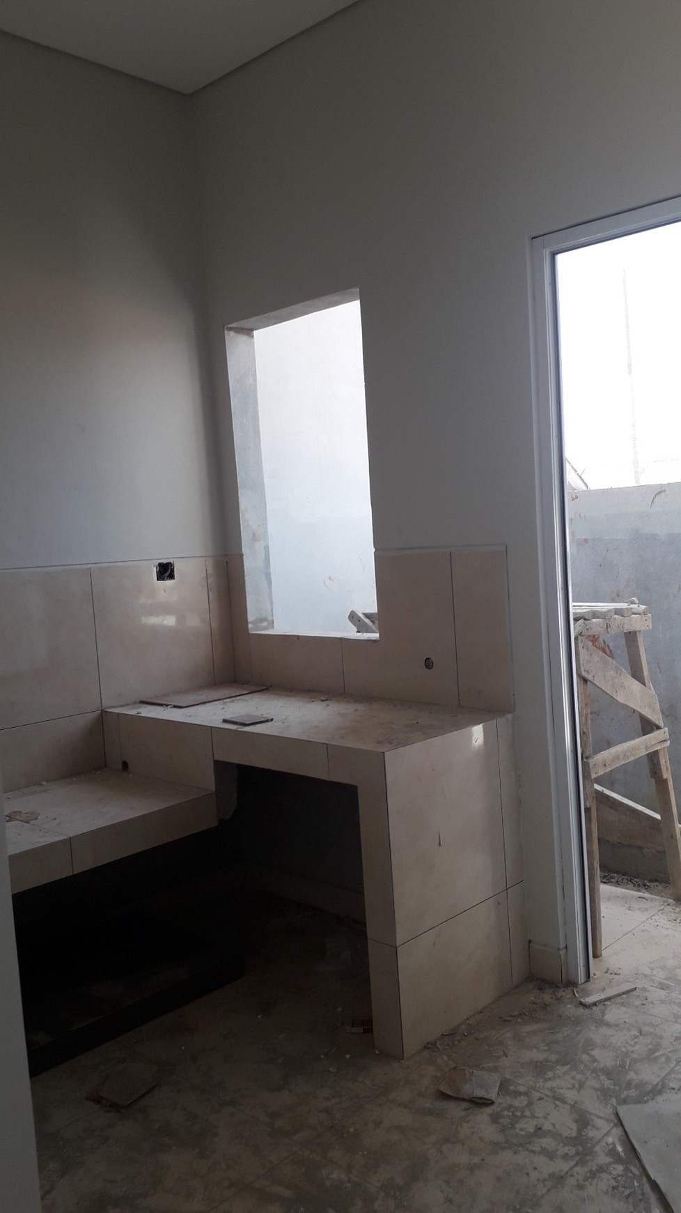 sawangan gardens at candi dekat mall deparc dalam komplek