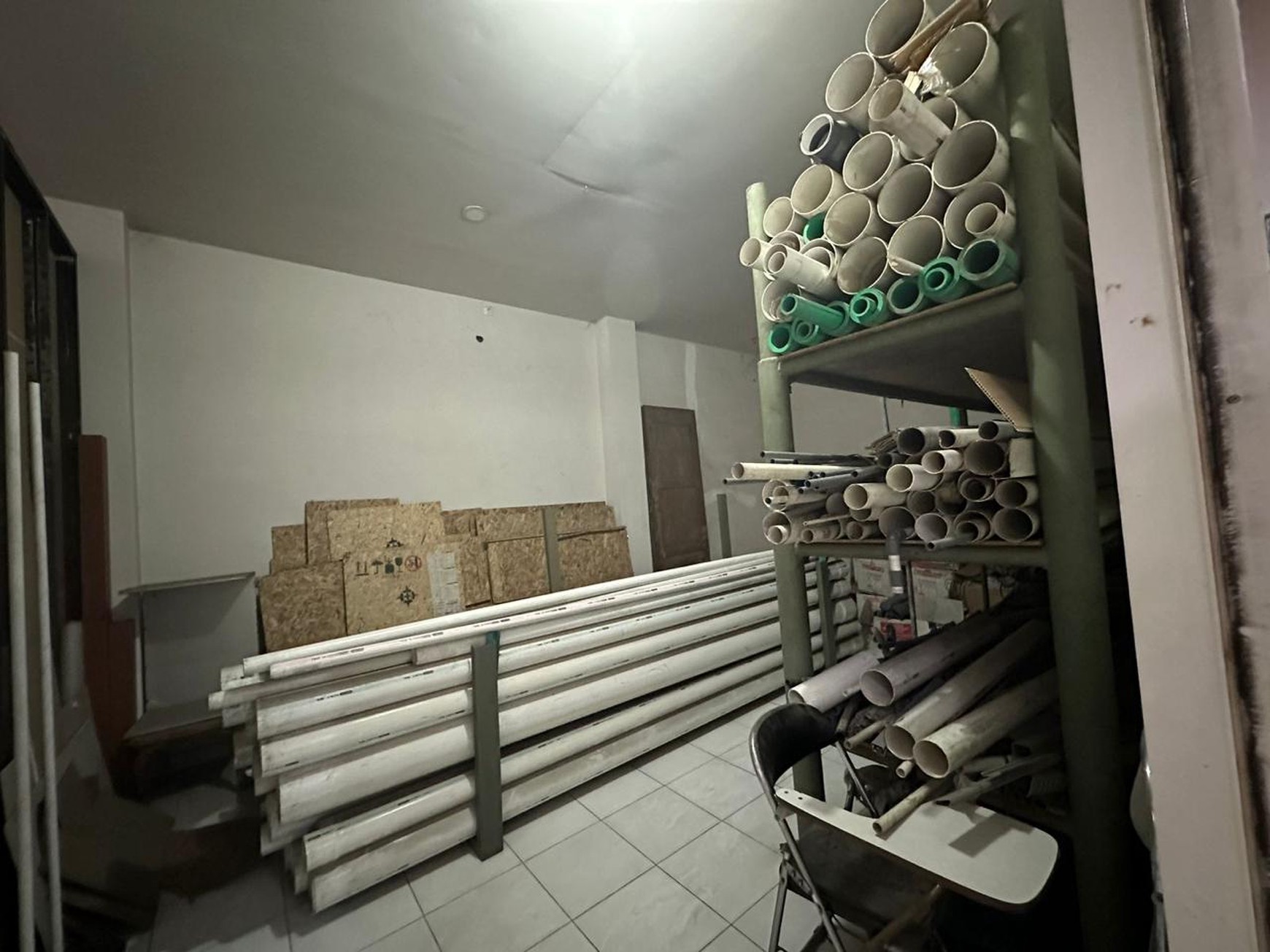 Dijual 2 ruko tengah kota dng letak strategis, dekat kedungdoro n area sekitar nya