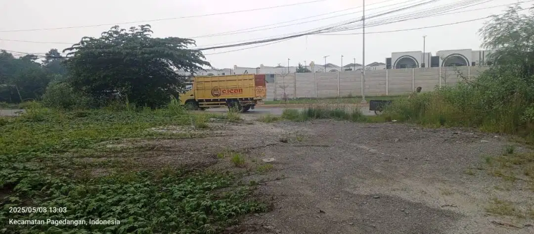Jarang Ada. Kavling komersial di Jl Raya Legok Kadusirung, depan jl raya