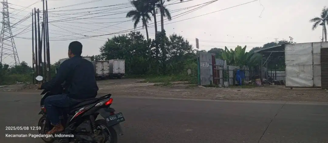 Jarang Ada. Kavling komersial di Jl Raya Legok Kadusirung, depan jl raya