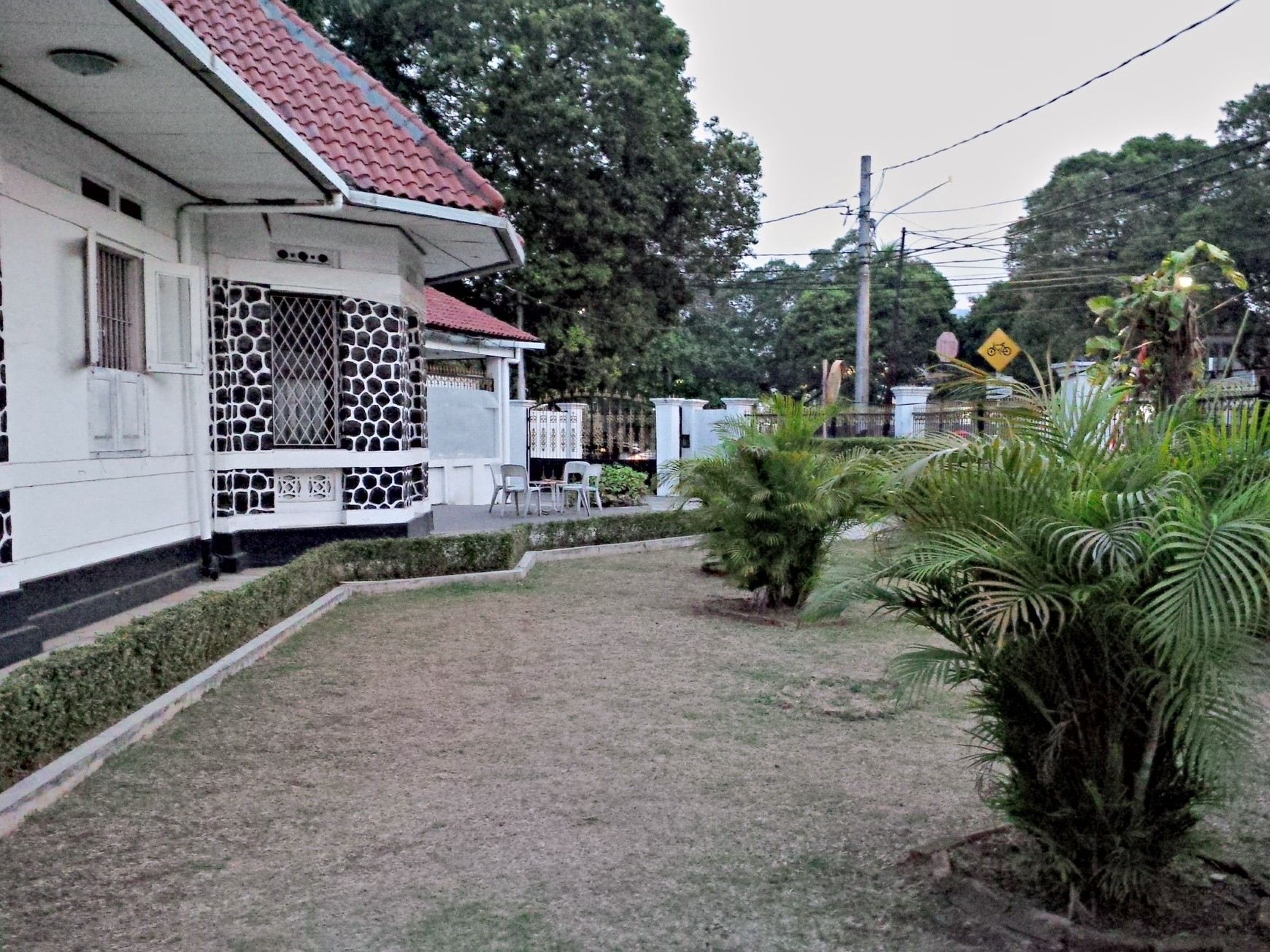 Dijual Rumah lama terawat di Menteng