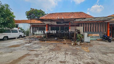 Tanah dan Bangunan Komersil di Jl Kramat V Dekat Senen