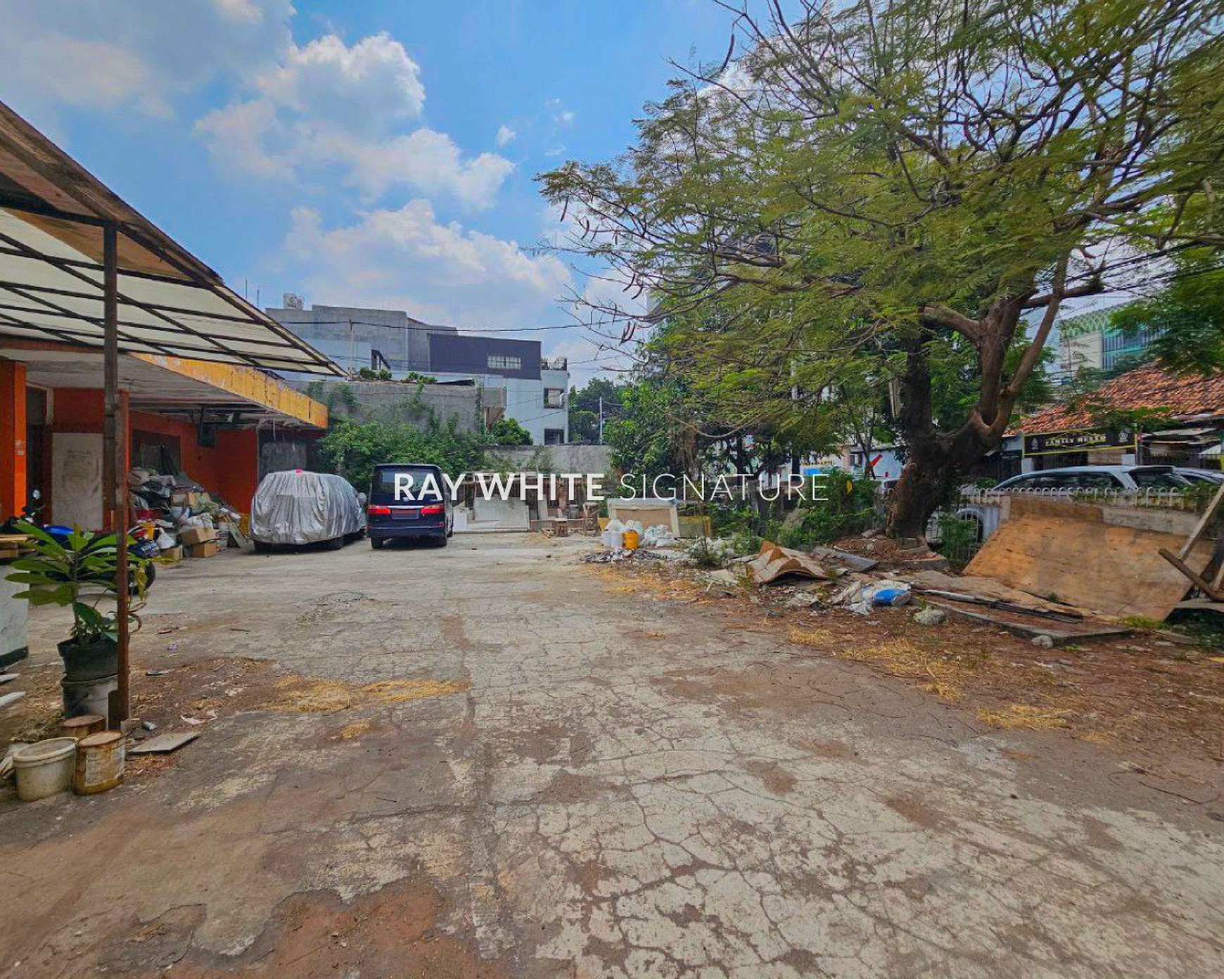 Tanah dan Bangunan Komersil di Jl Kramat V Dekat Senen