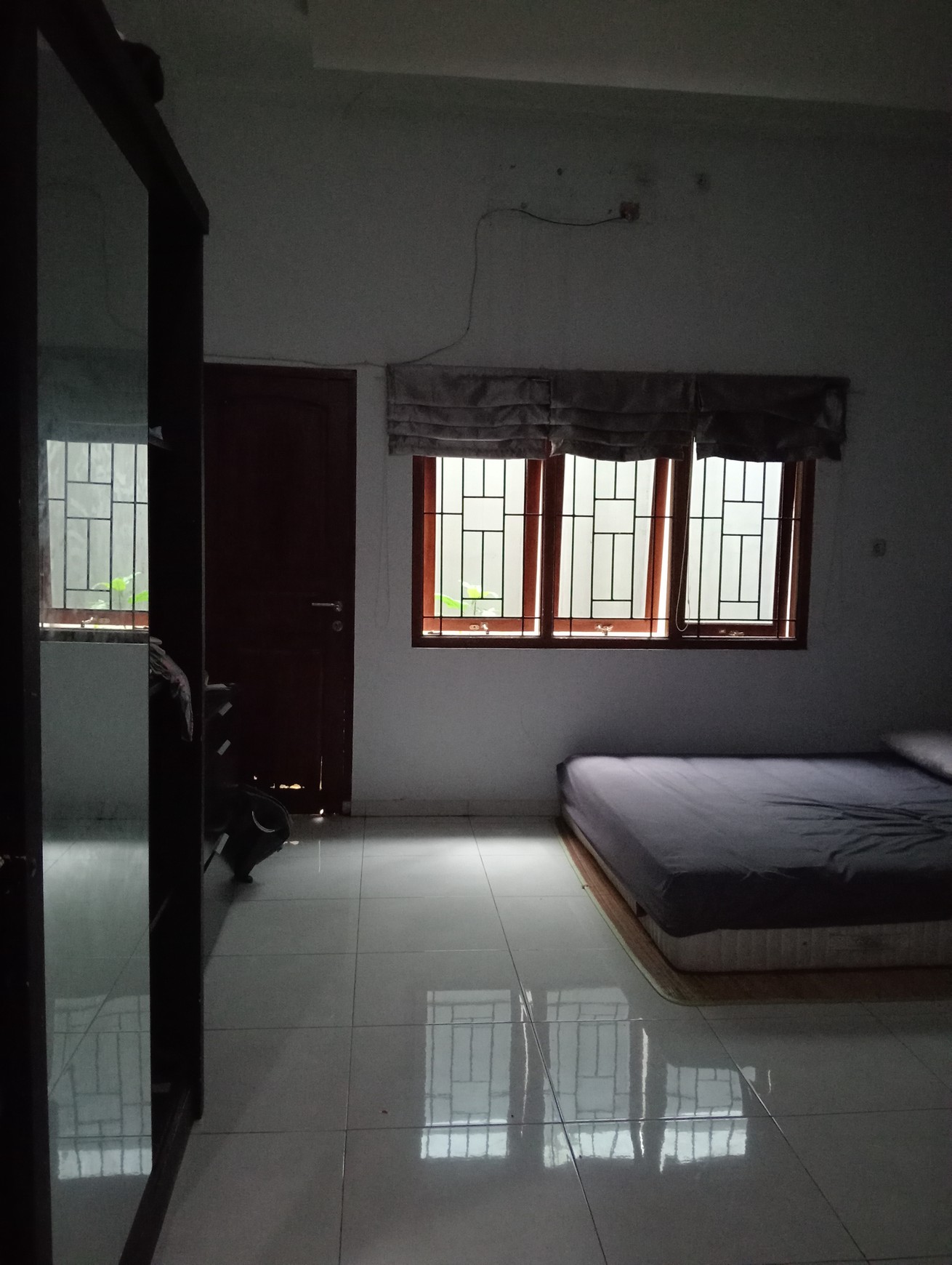Rumah dilingkungan tenang dan strategis dekat dengan stasiun dan Kampus UI