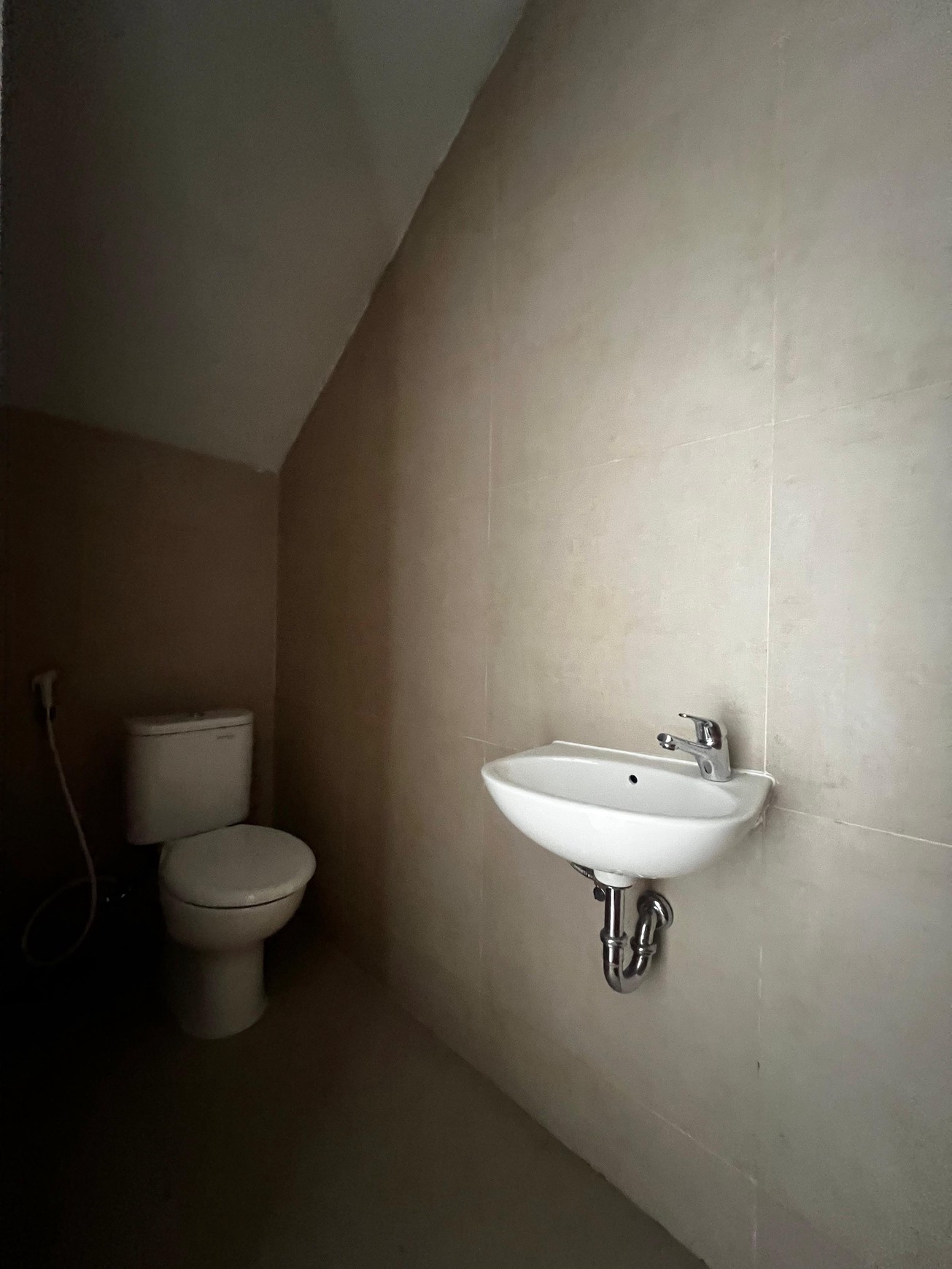 DiSewakan Rumah Cluster Bali Resort tangerang