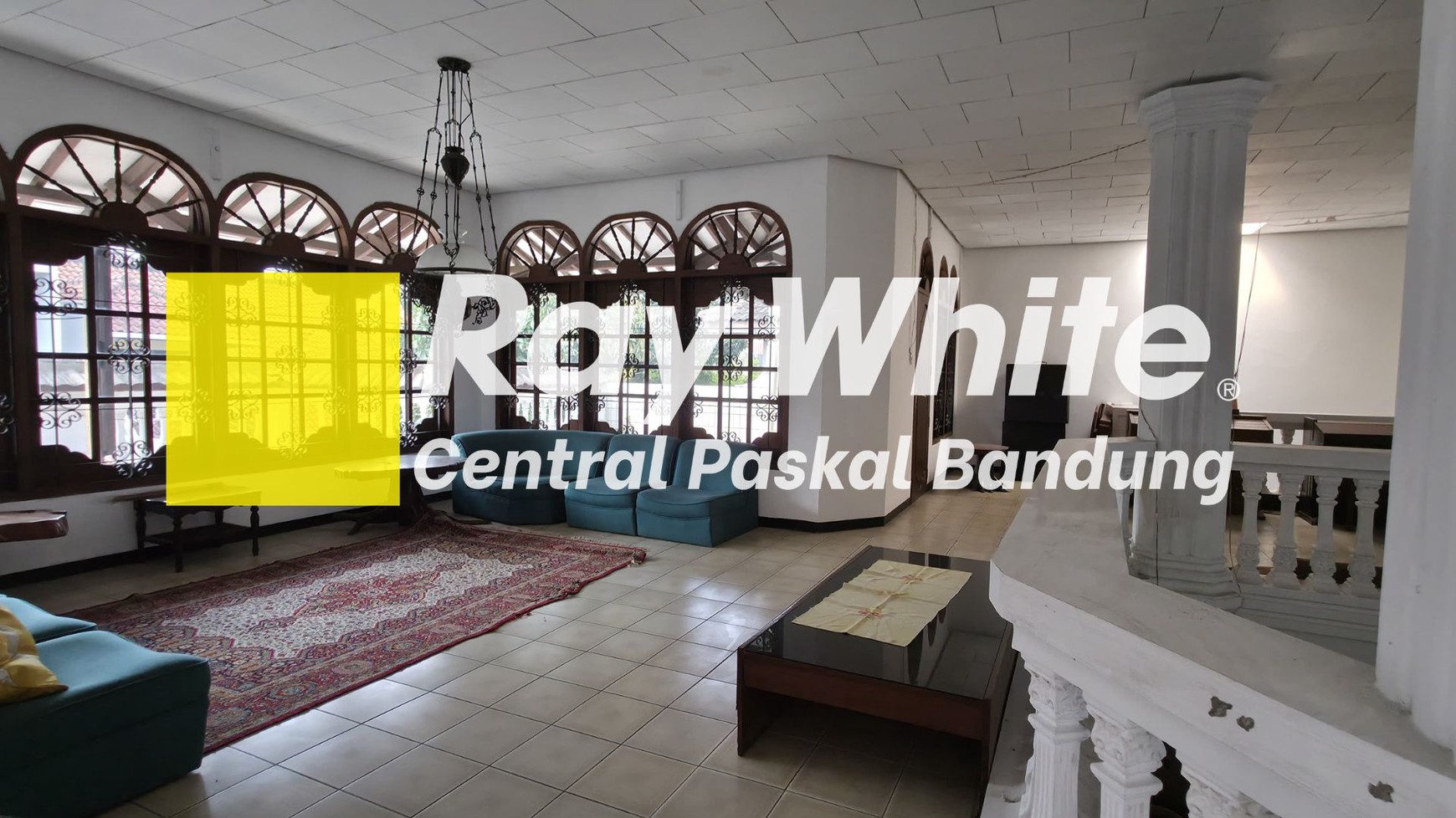 Rumah 2 Lantai di Situsari Buah Batu Bandung