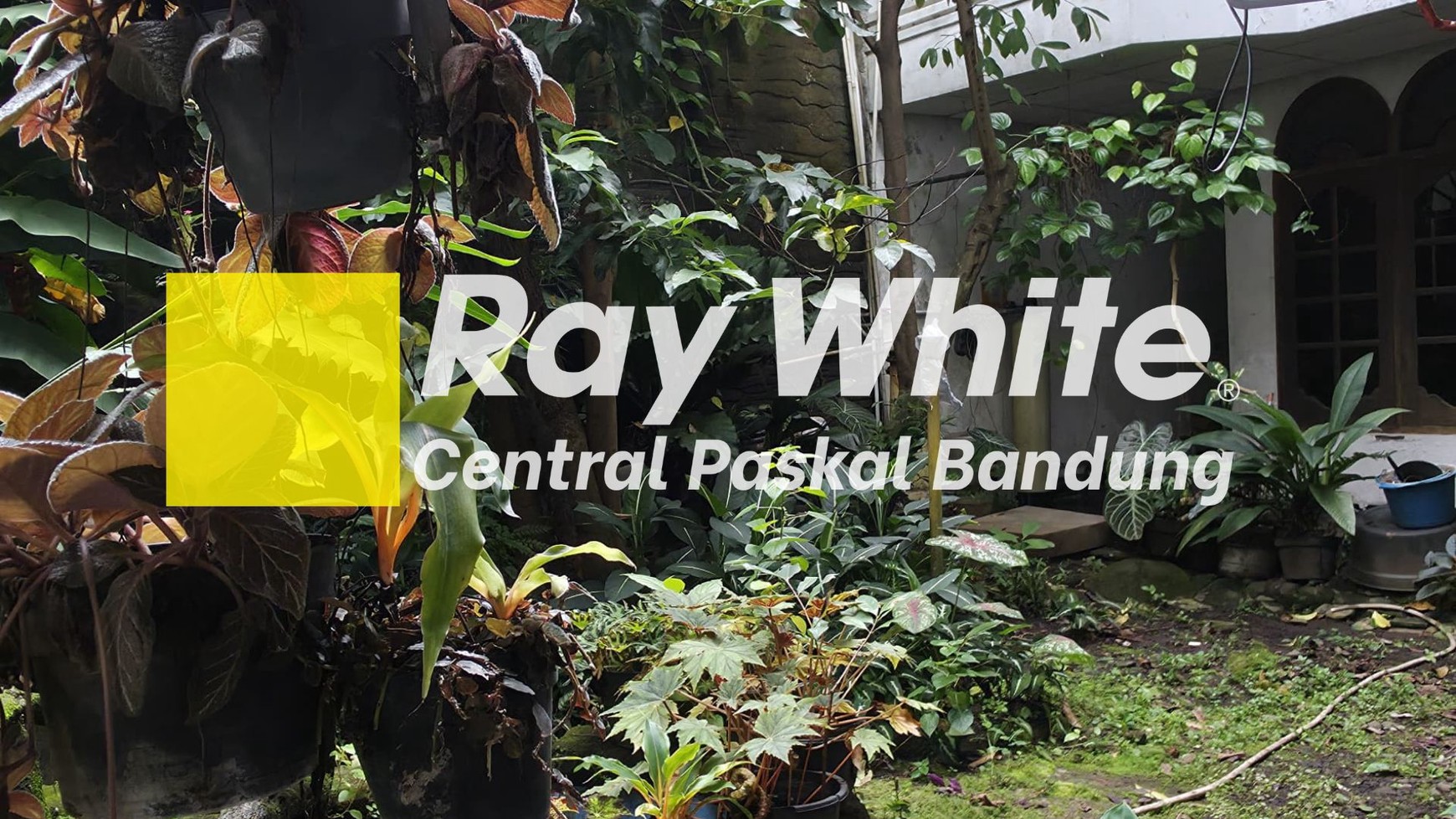 Rumah 2 Lantai di Situsari Buah Batu Bandung