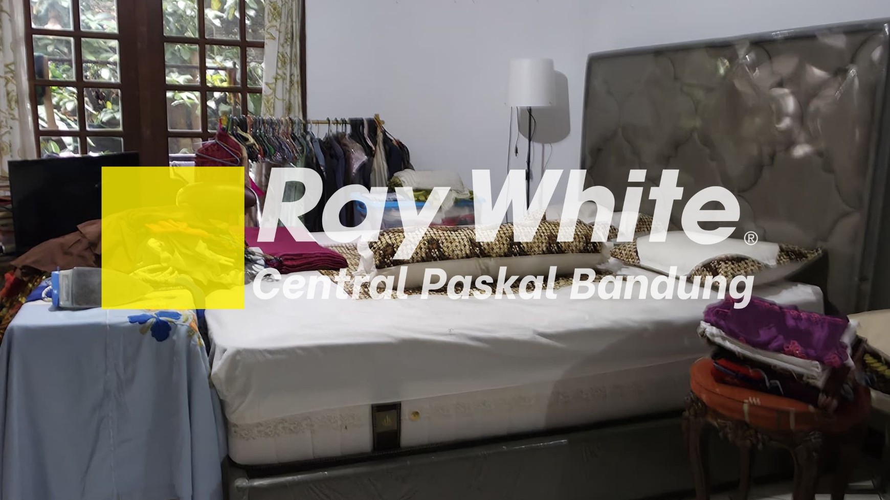 Rumah 2 Lantai di Situsari Buah Batu Bandung