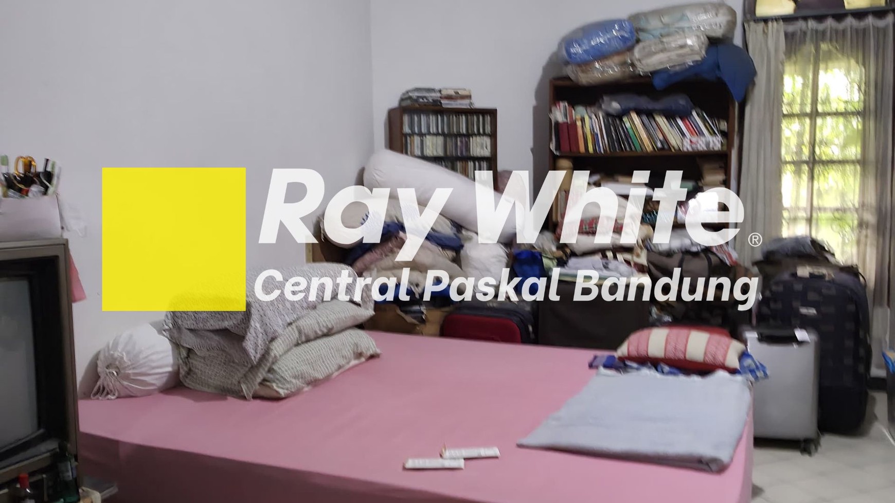 Rumah 2 Lantai di Situsari Buah Batu Bandung